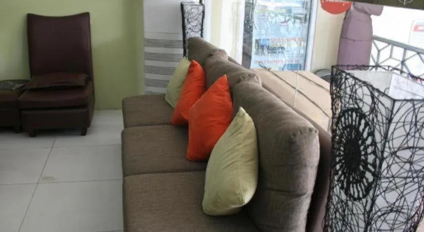 Sampaguita Suites Plaza Garcia