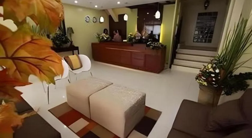 Sampaguita Suites Plaza Garcia