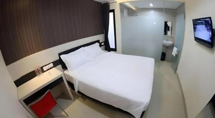 Bed in Sumi Hotel Simpang Lima Semarang Bed in Sumi Hotel Simpang Lima Semarang