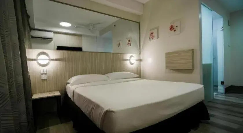 Bed in Travelite Express Hotel Bed in Travelite Express Hotel