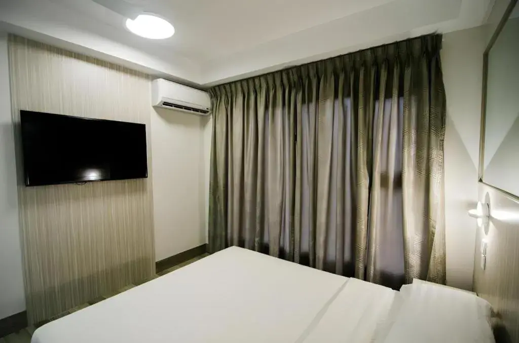 Bed in Travelite Express Hotel Bed in Travelite Express Hotel