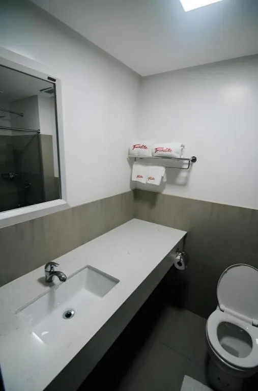 Travelite Express Hotel