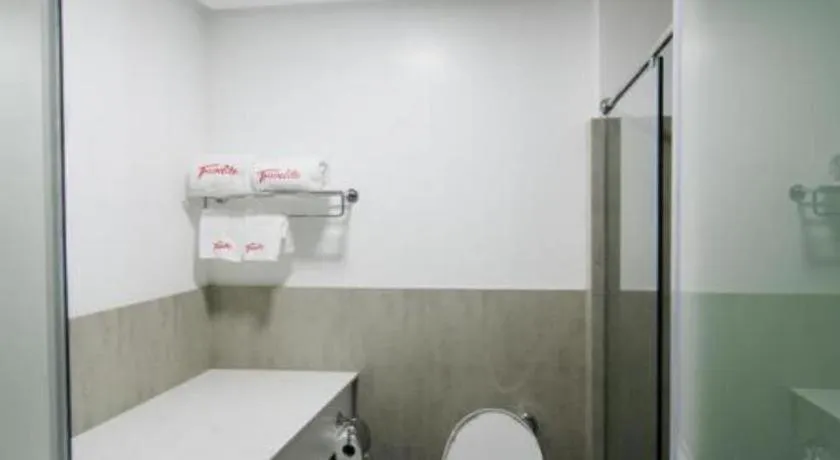 Travelite Express Hotel