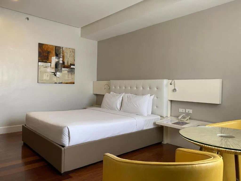 Bed in DIVERSION 21 HOTEL