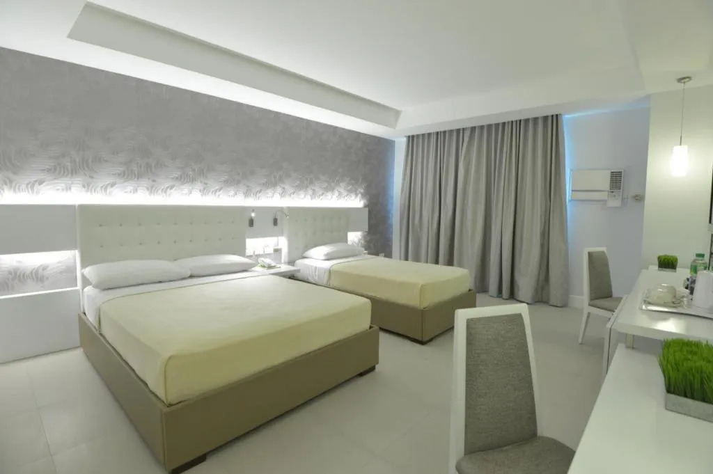 Bed in DIVERSION 21 HOTEL