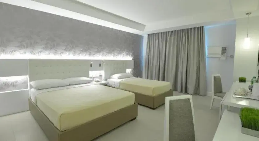 Bed in DIVERSION 21 HOTEL Bed in DIVERSION 21 HOTEL