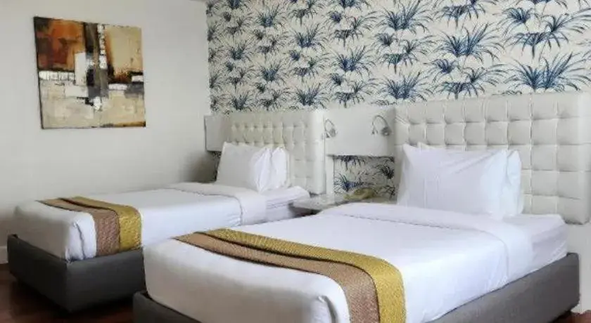 Bed in DIVERSION 21 HOTEL Bed in DIVERSION 21 HOTEL