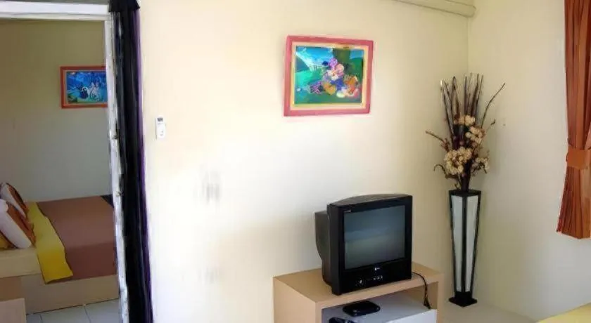 Sea Beach Koh Larn 1