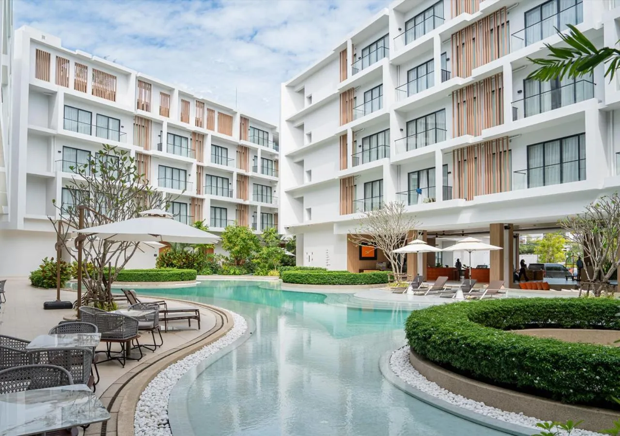 Swimming pool in Laya Resort Phuket