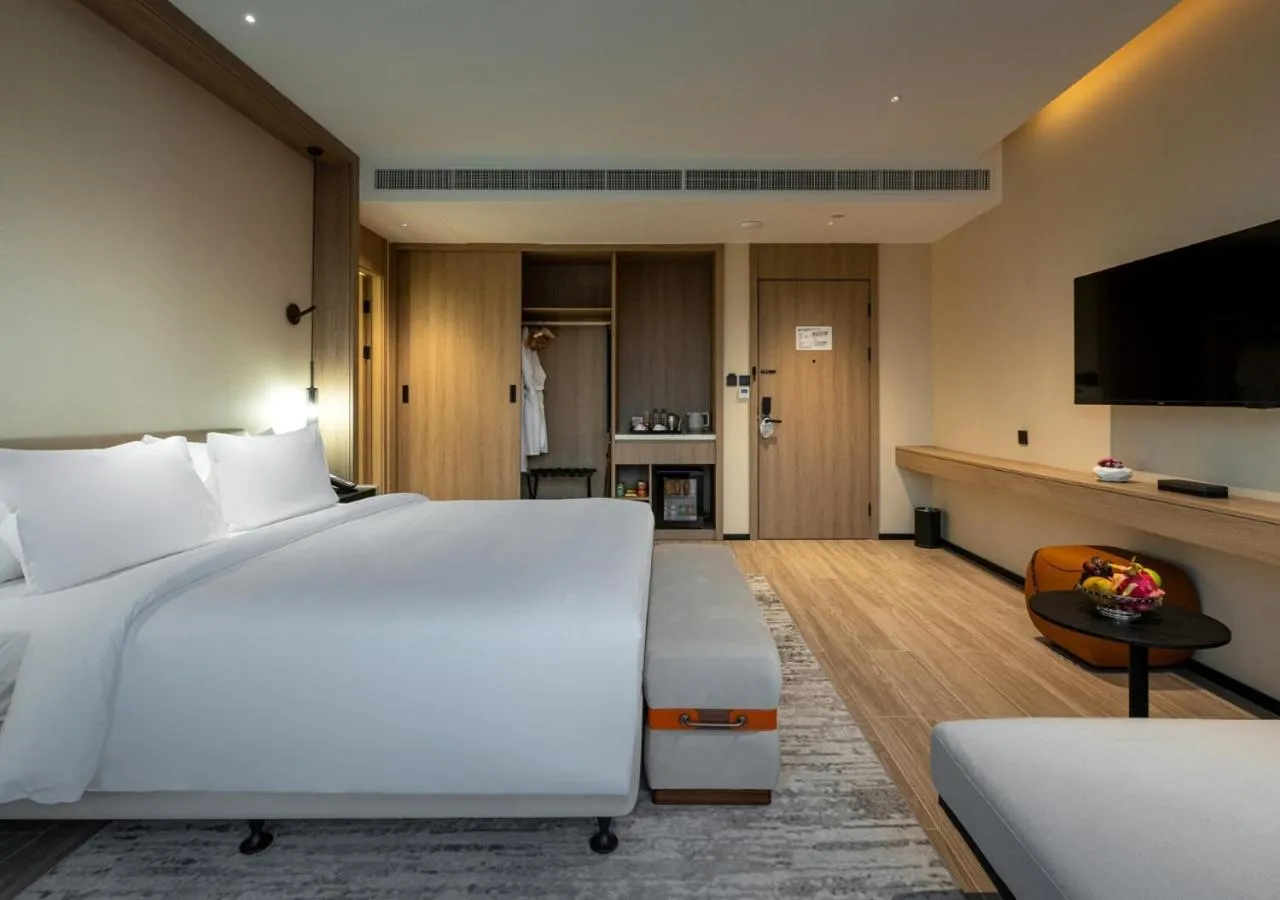 Bed in Laya Resort Phuket