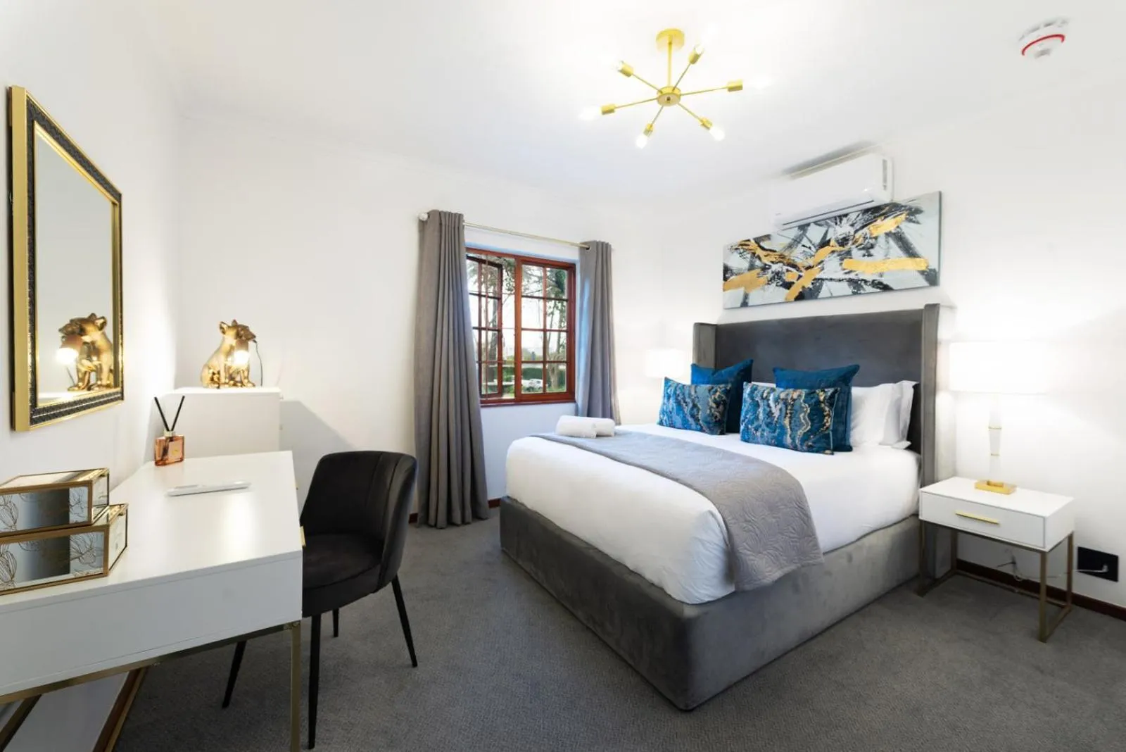 Bed in Palm House Boutique Hotel and Spa