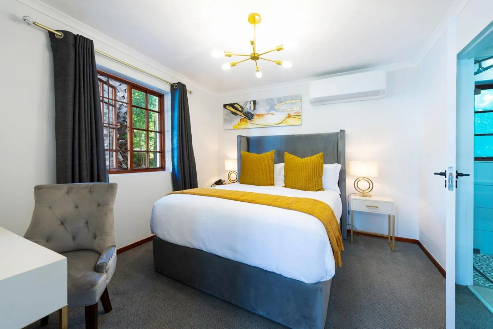 Bed in Palm House Boutique Hotel and Spa