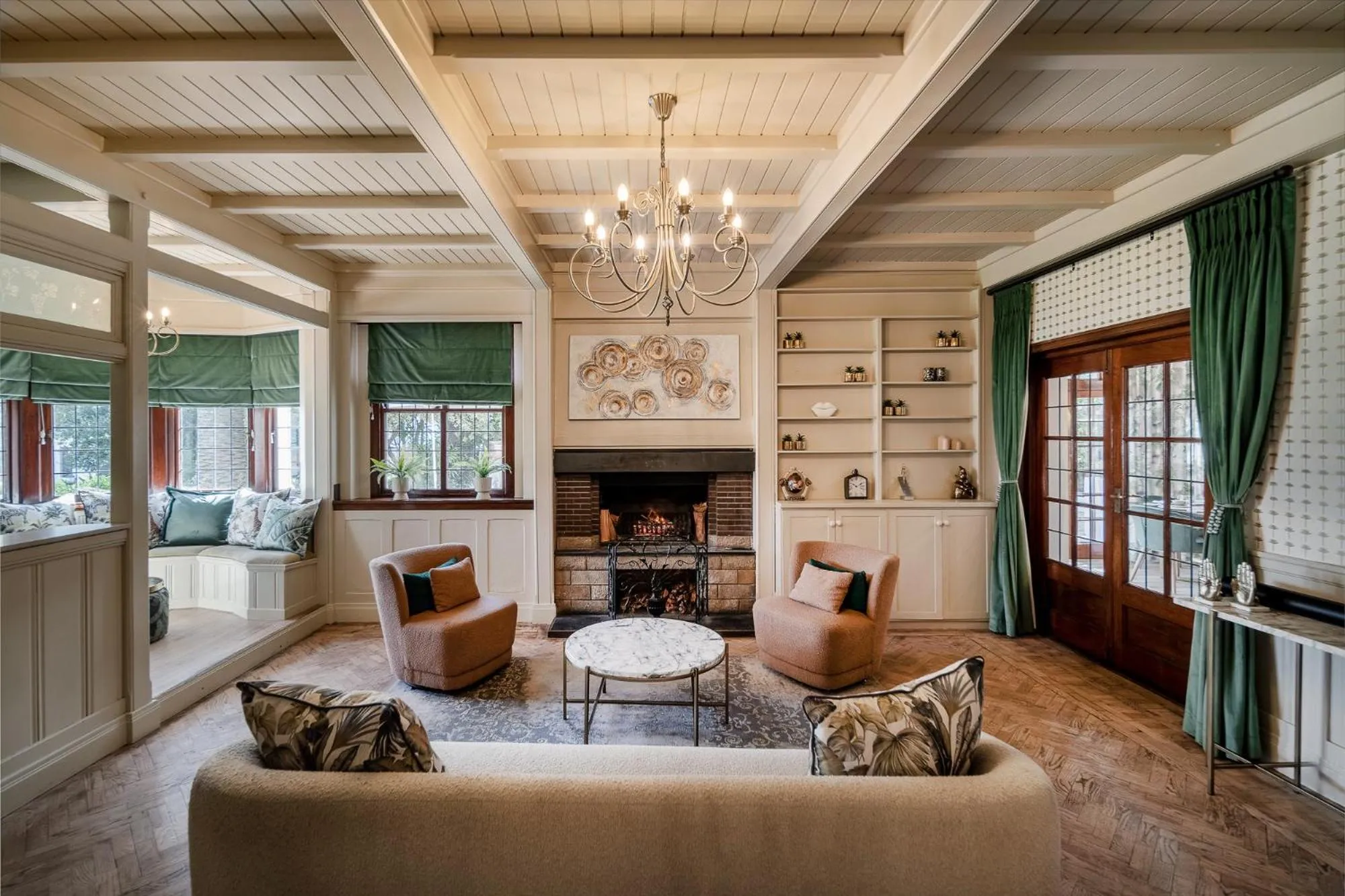 Communal lounge/ TV room in Palm House Boutique Hotel and Spa