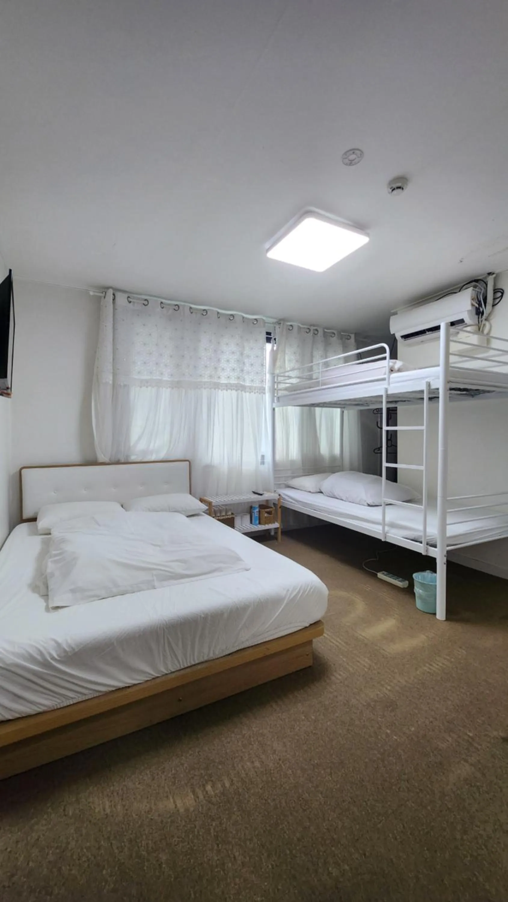 Bed in SPACE Guesthouse