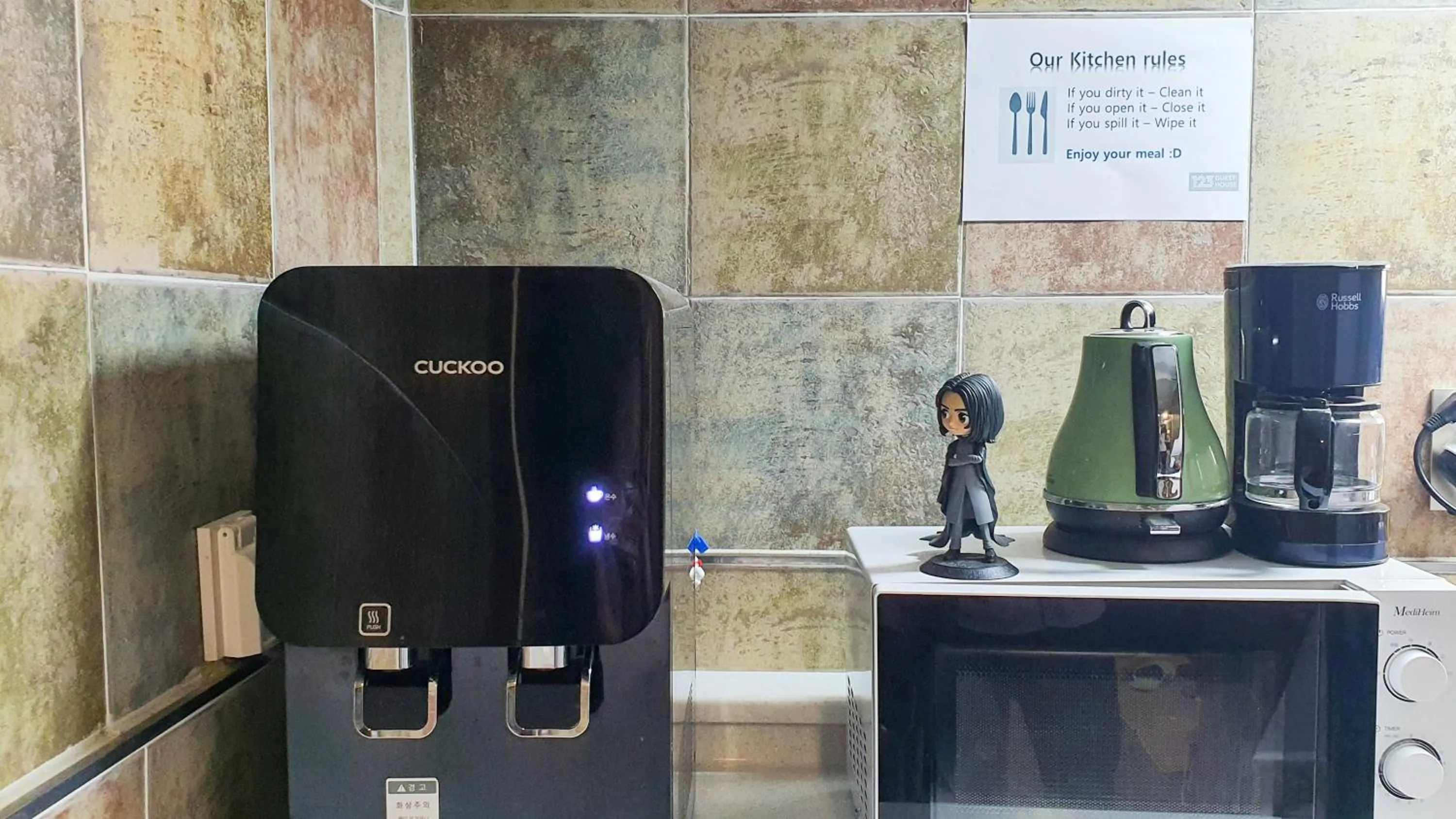 Kitchen or kitchenette in SPACE Guesthouse