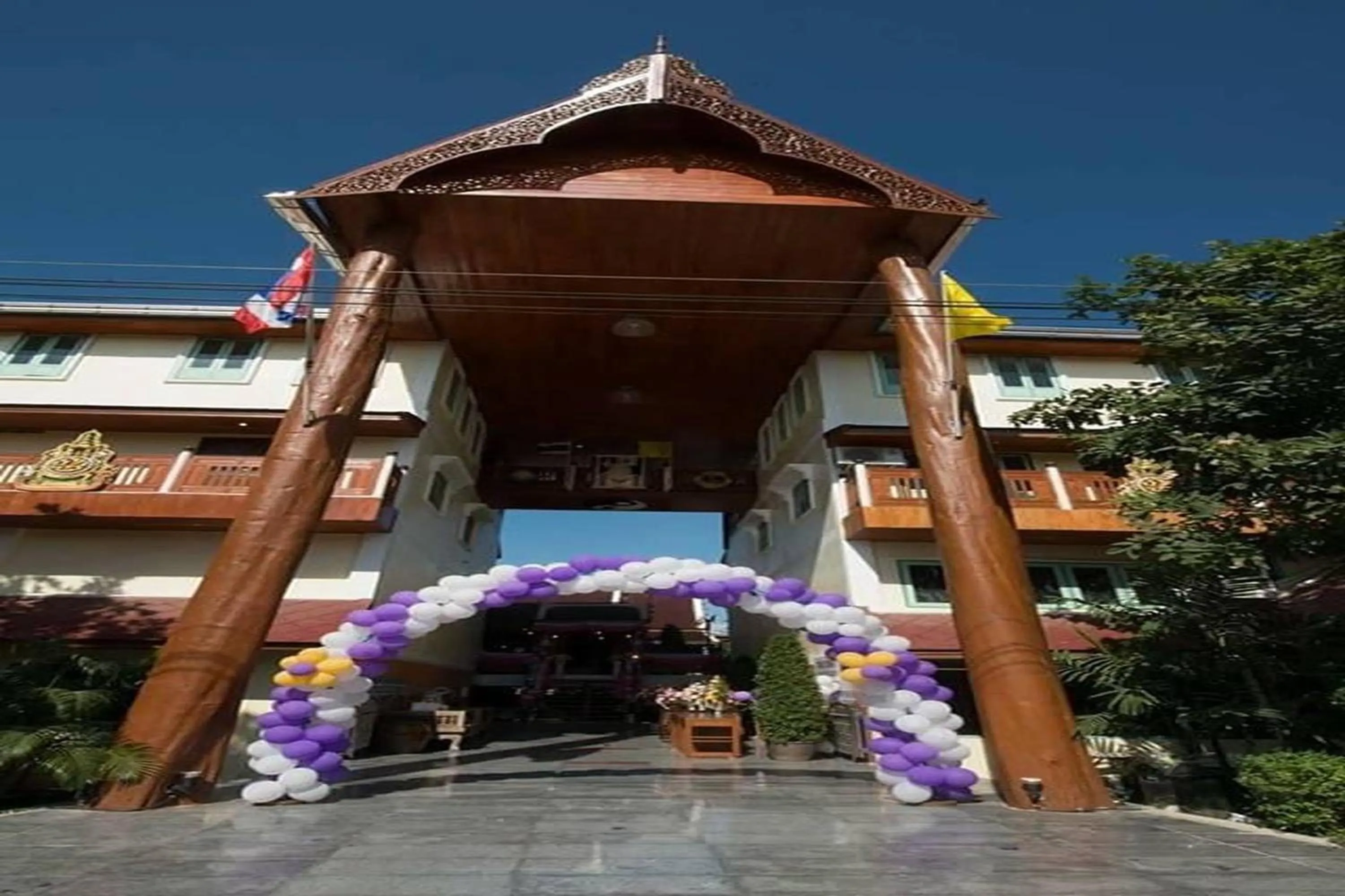 Property building in Ruenthai Ayutthaya Resort and Restaurant