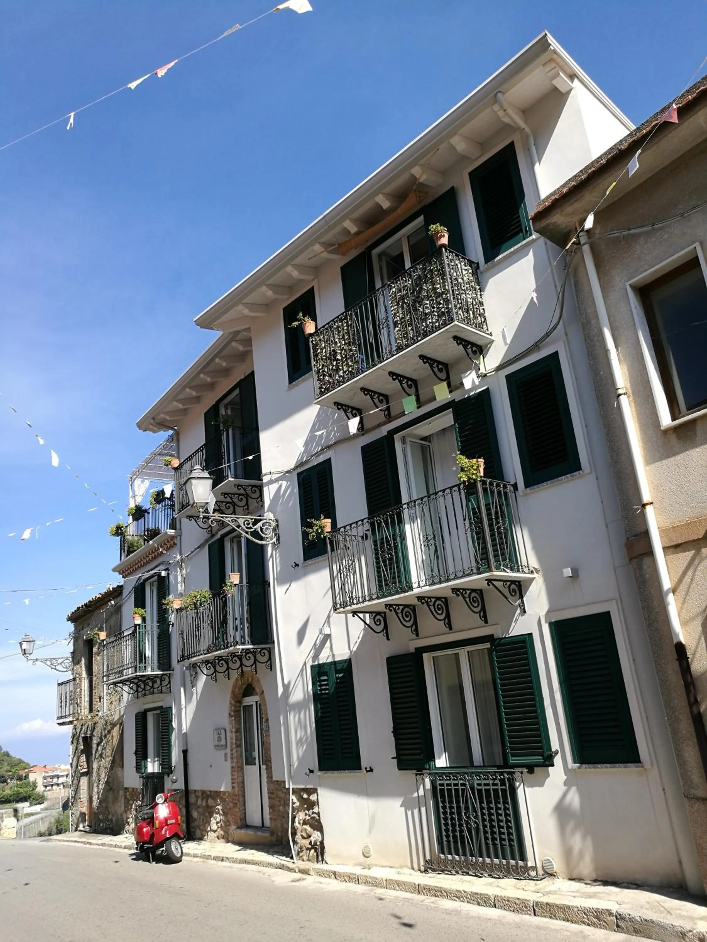 Facade/entrance in La Via del Carretto B&B