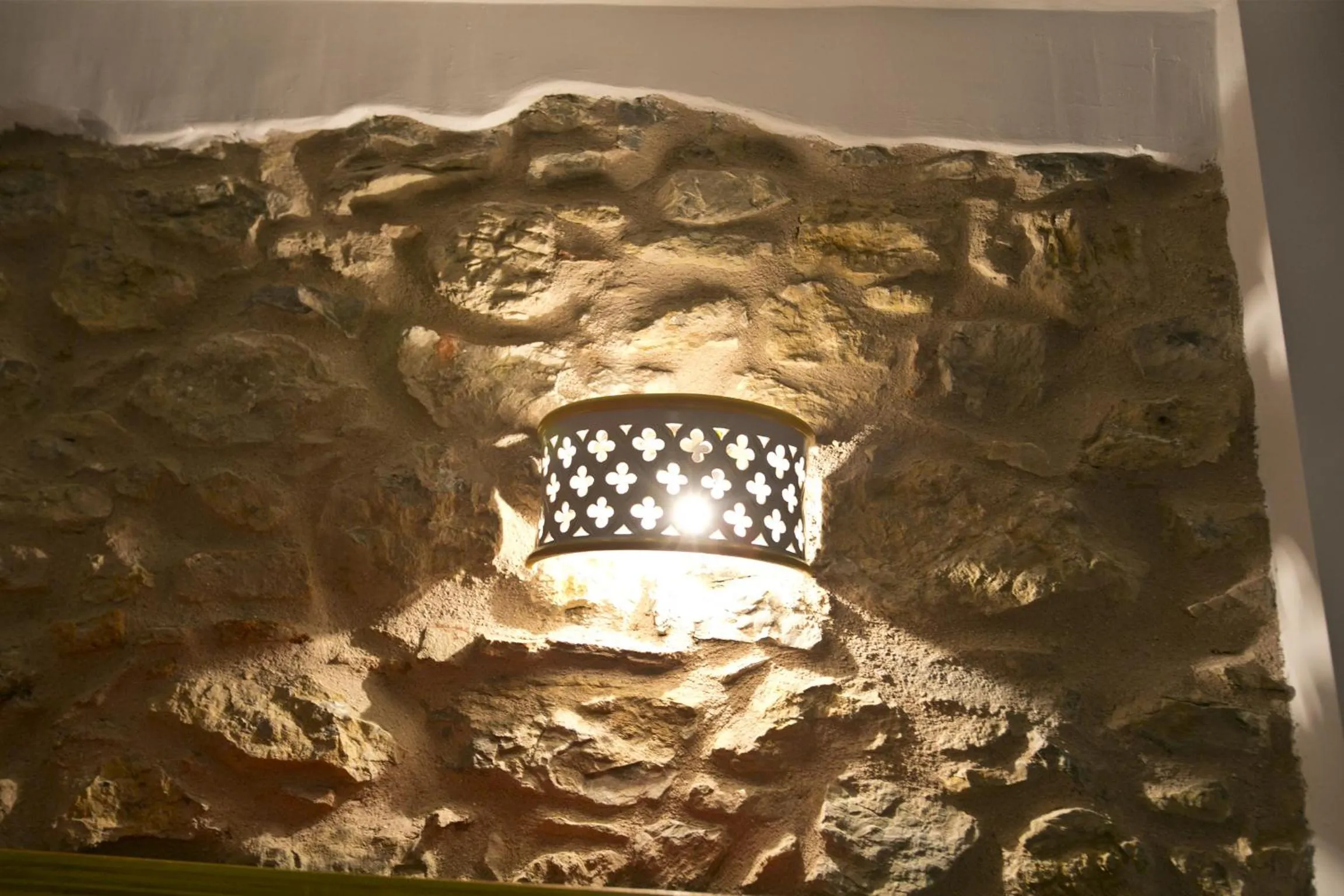 Decorative detail in La Via del Carretto B&B