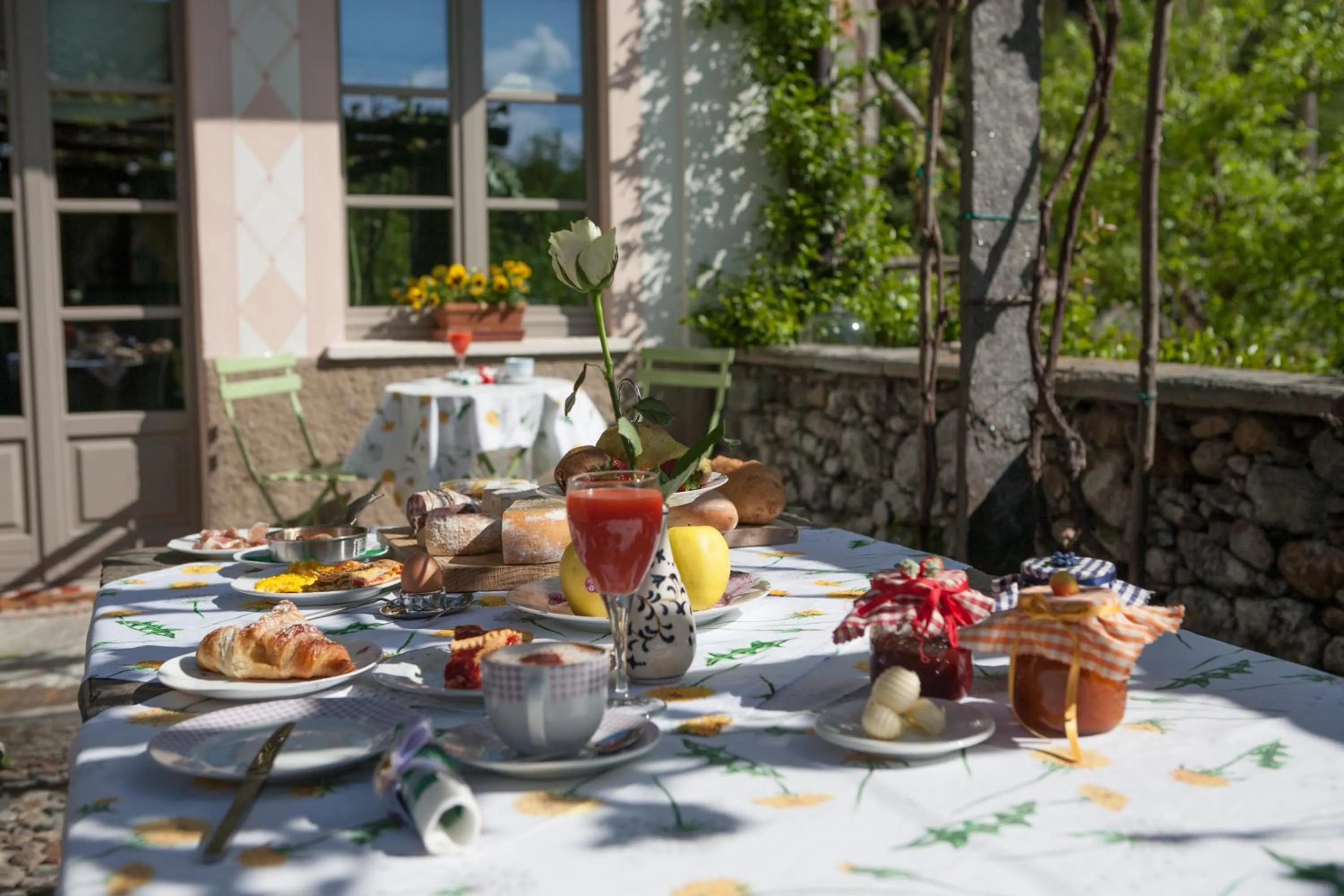 Breakfast in B&B I Corni di Nibbio