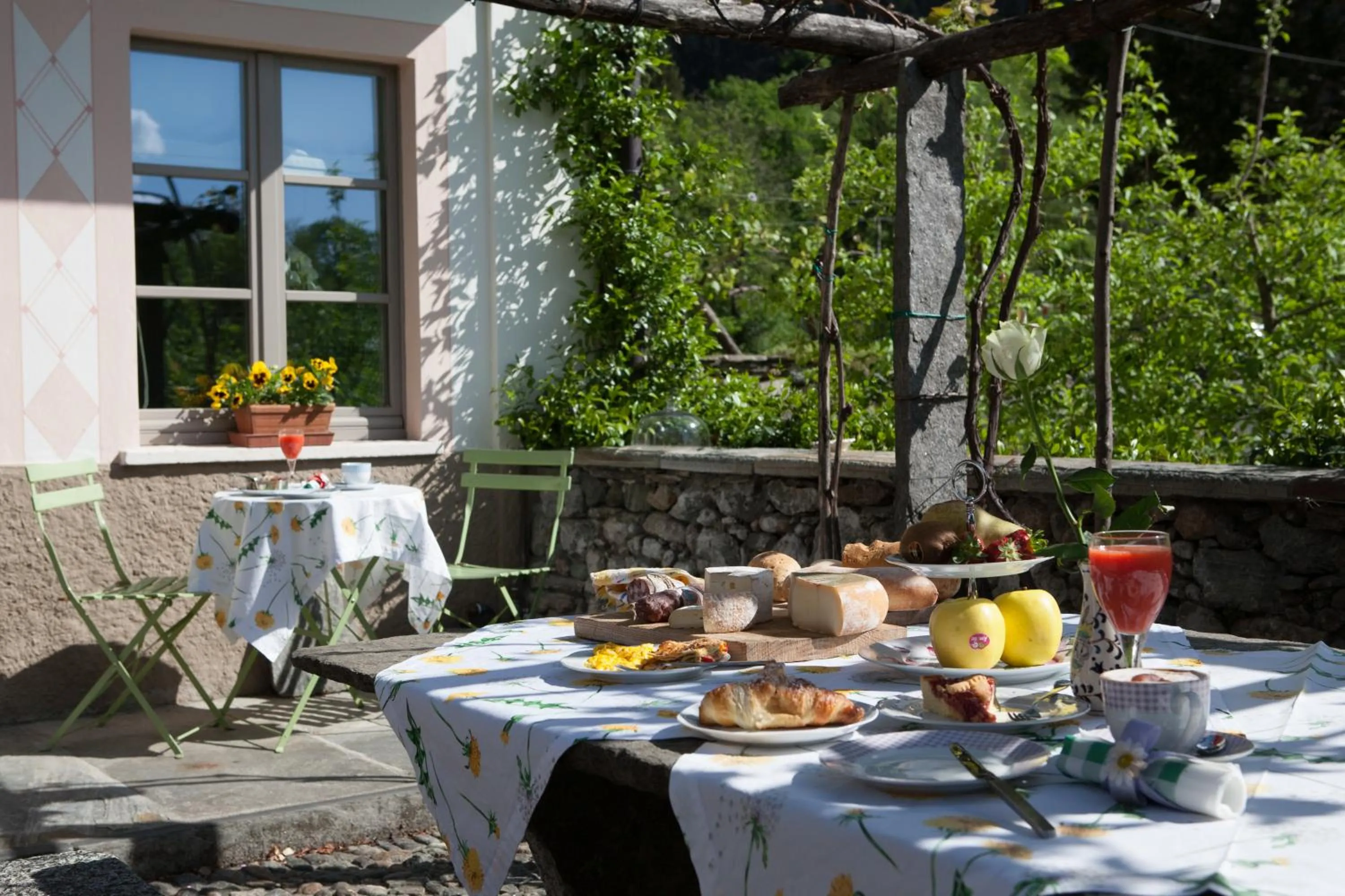 Breakfast in B&B I Corni di Nibbio