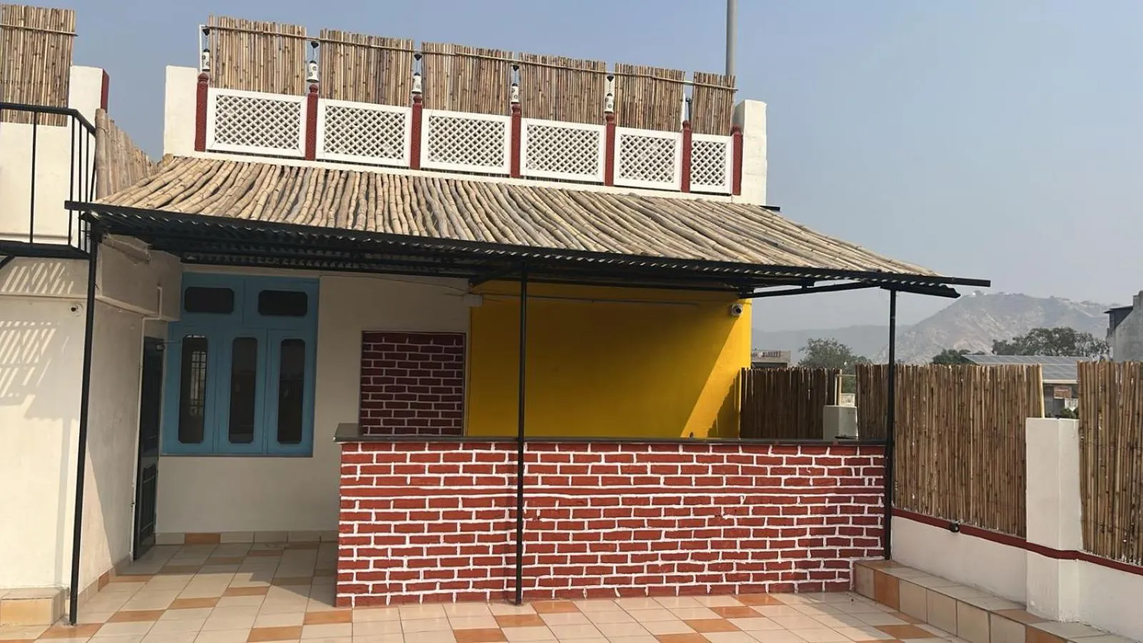 Property building in Ohh Hostler