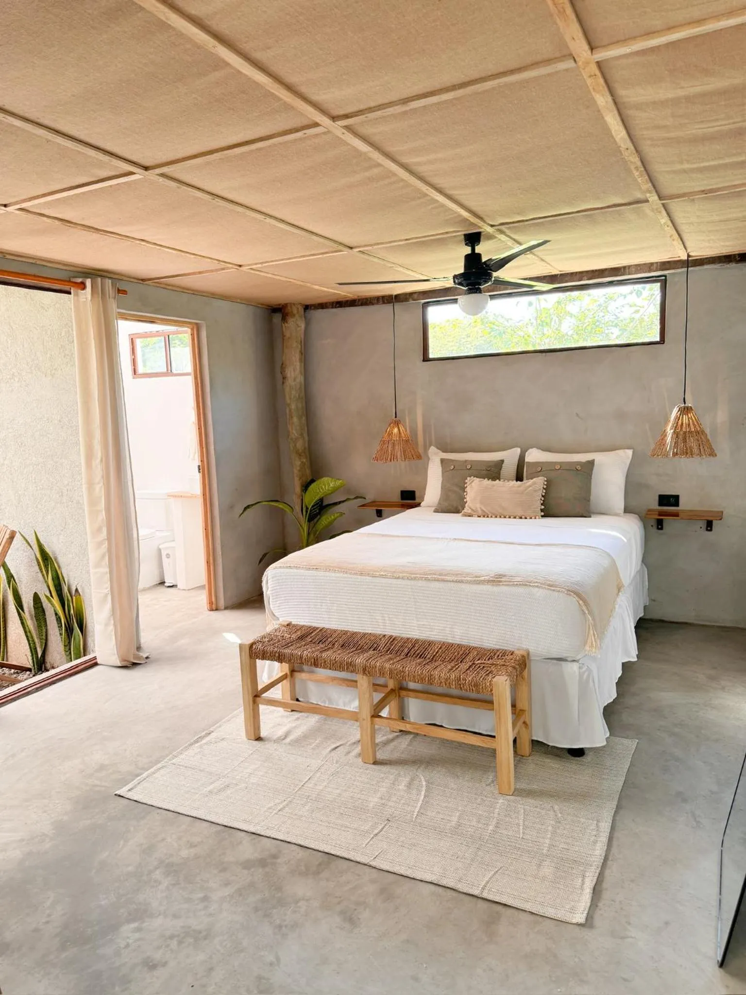 Photo of the whole room, Bed in NAIA - Miravalle