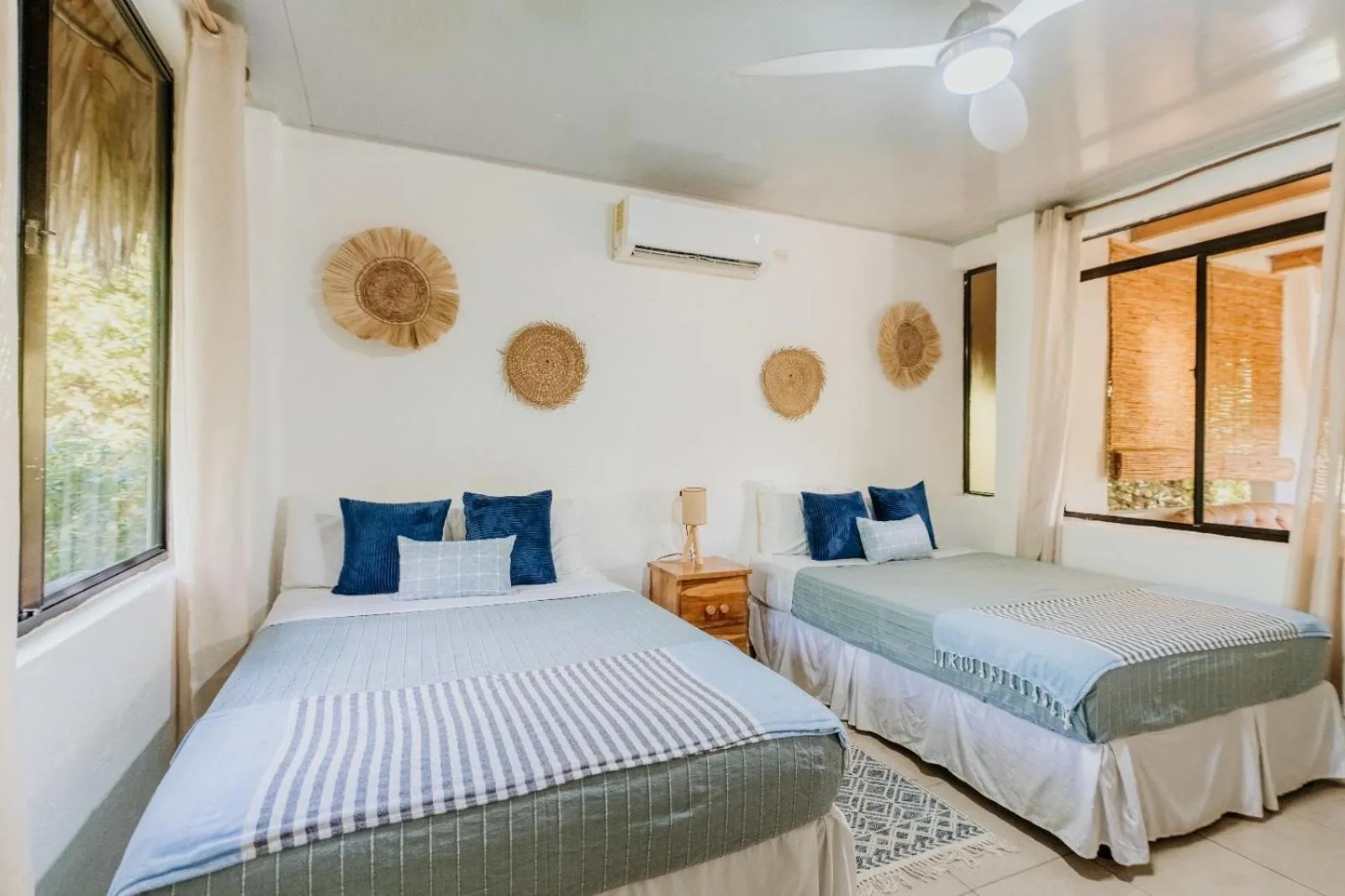 Photo of the whole room, Bed in NAIA - Miravalle