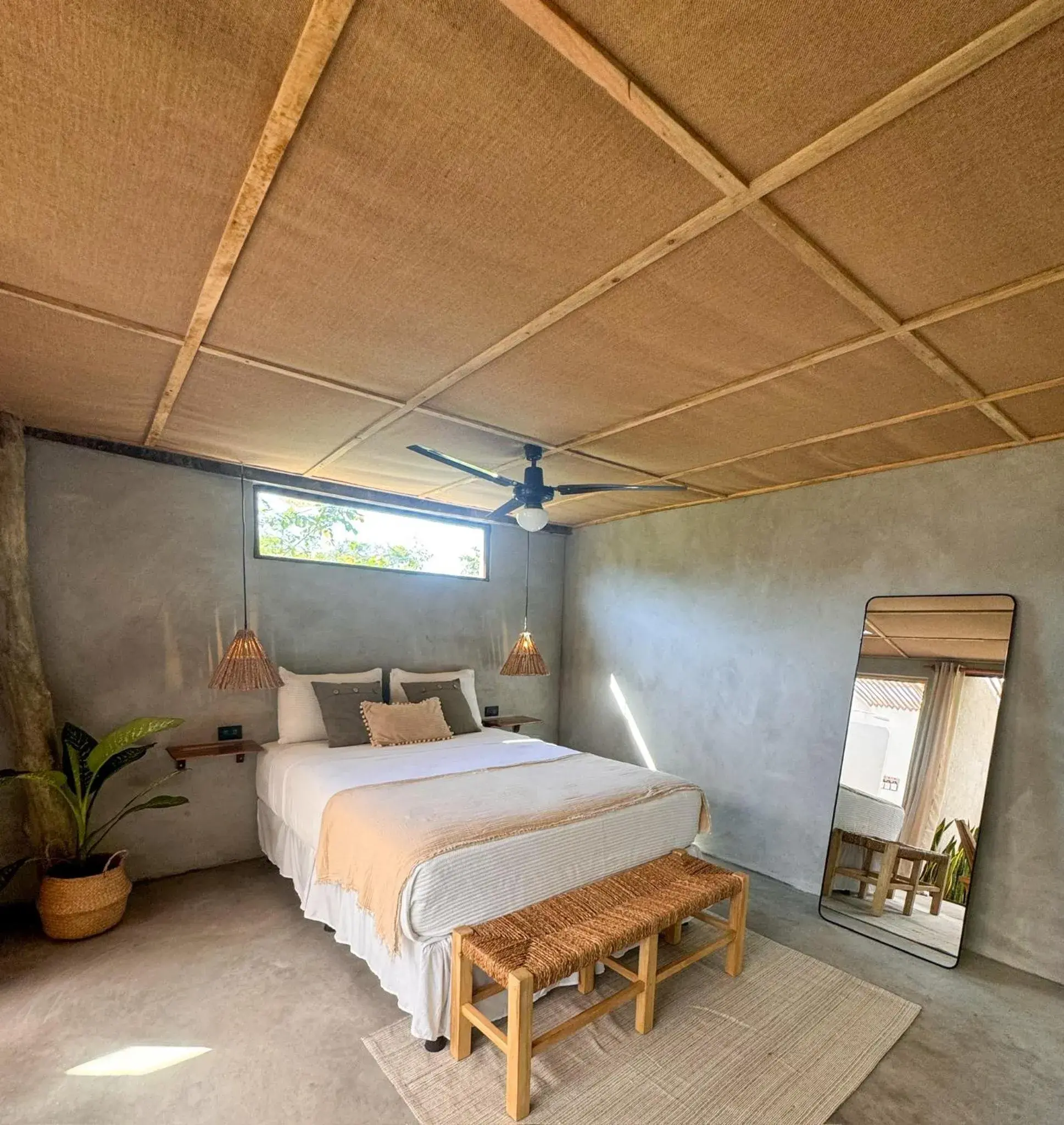 Double Room with Patio in NAIA - Miravalle Double Room with Patio in NAIA - Miravalle