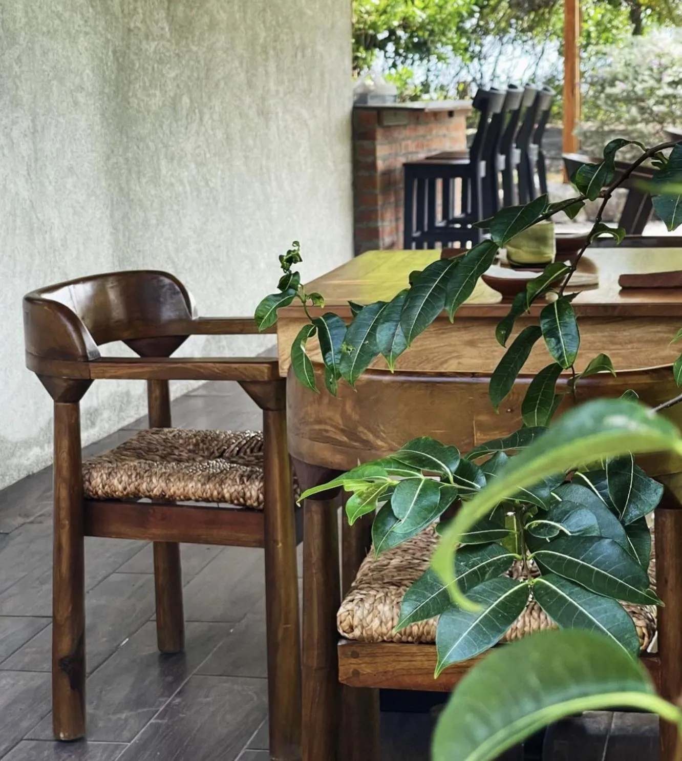 Restaurant/places to eat in NAIA - Miravalle