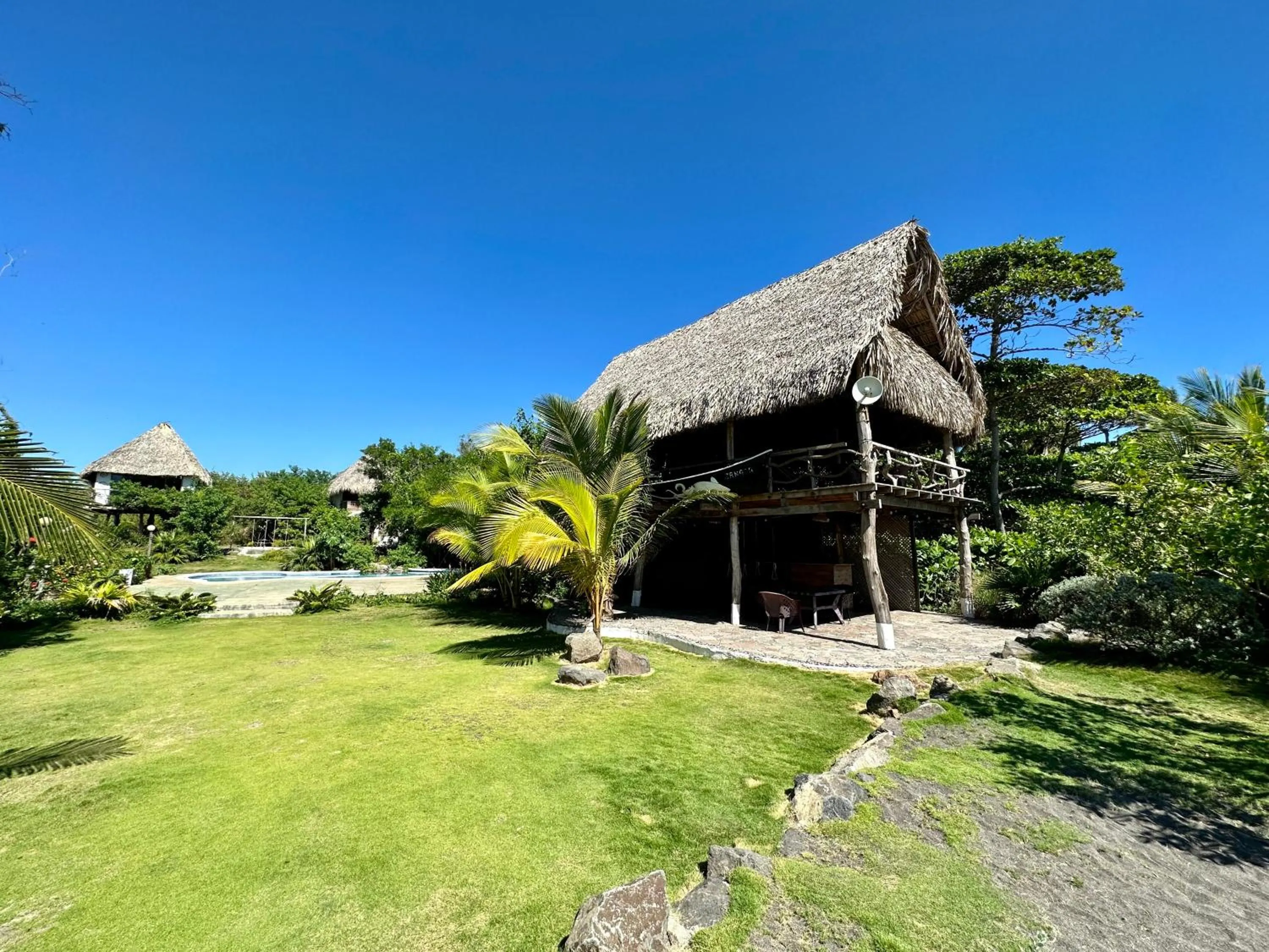 Property building in NAIA - Miravalle