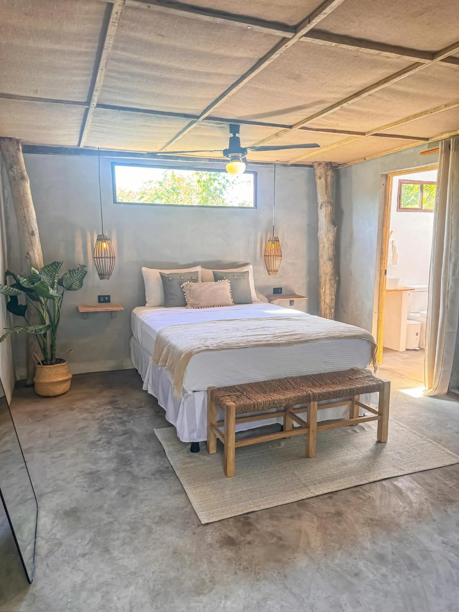 Photo of the whole room, Bed in NAIA - Miravalle
