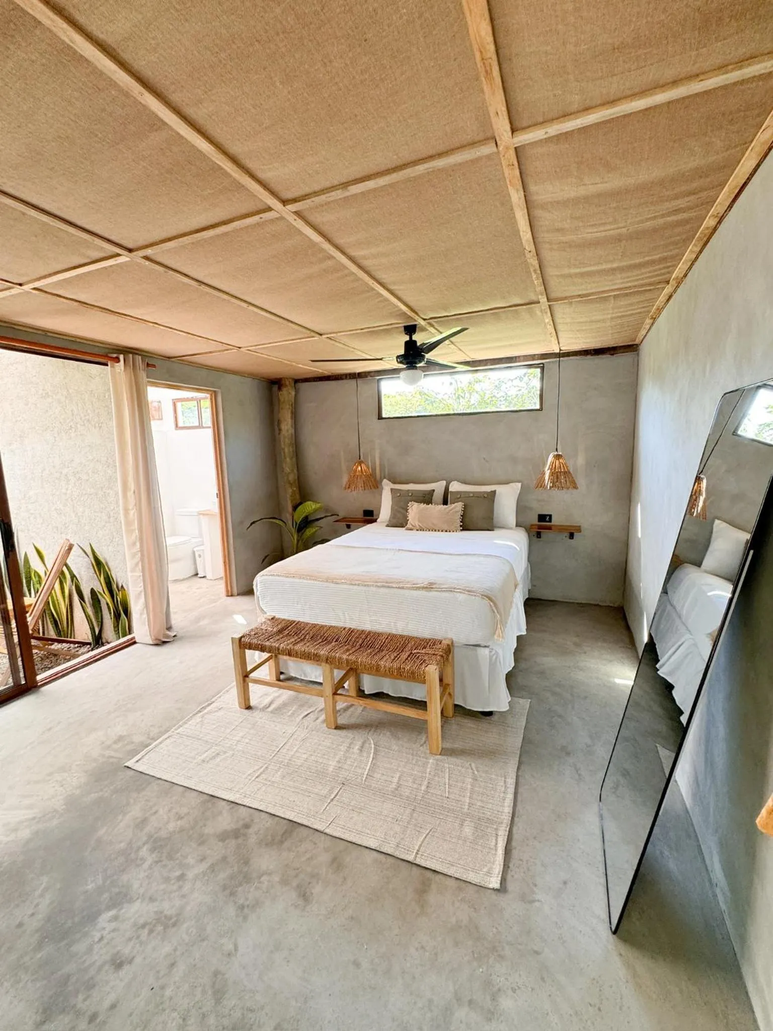 Photo of the whole room, Bed in NAIA - Miravalle