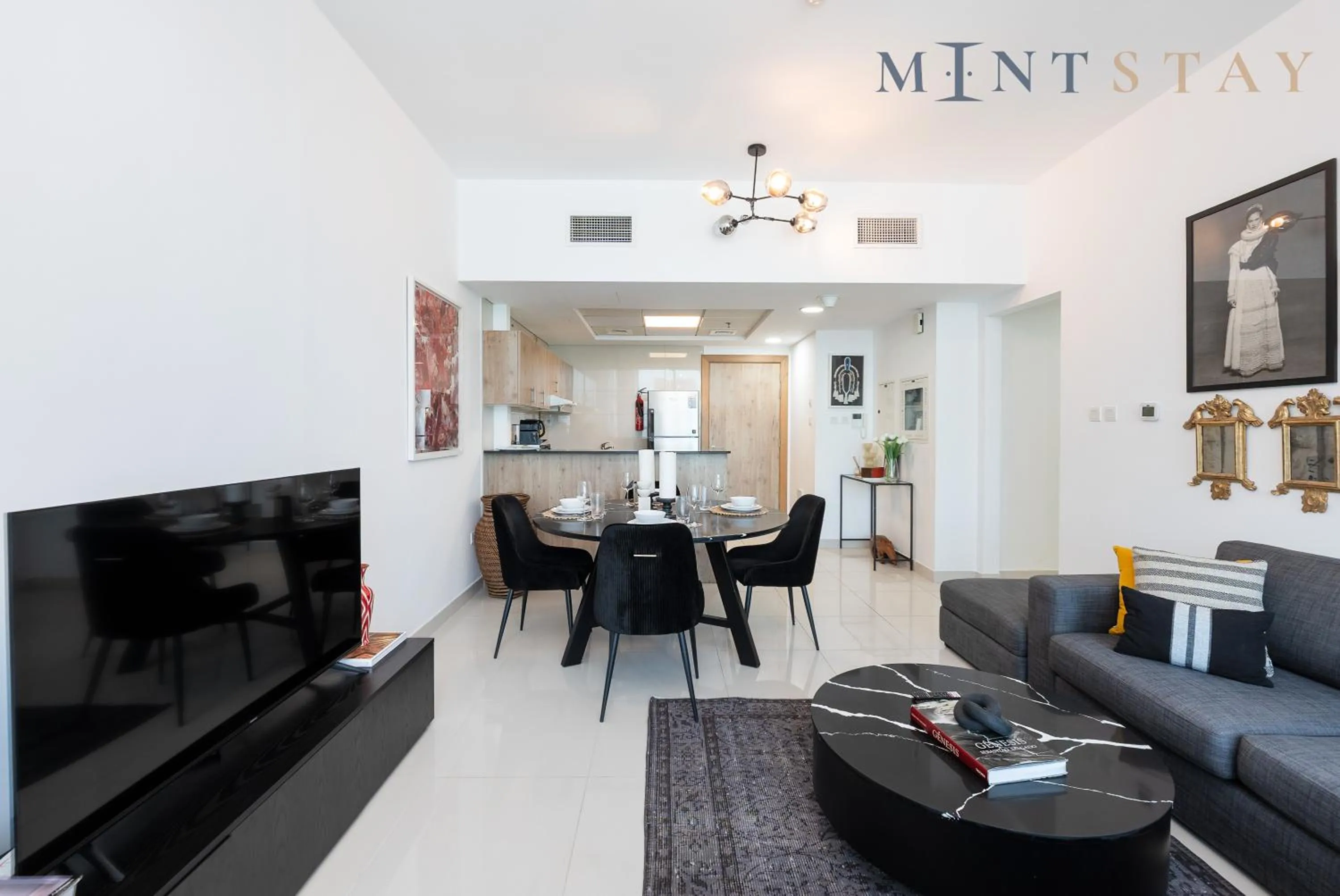 Continental Tower, Dubai Marina - Mint Stay