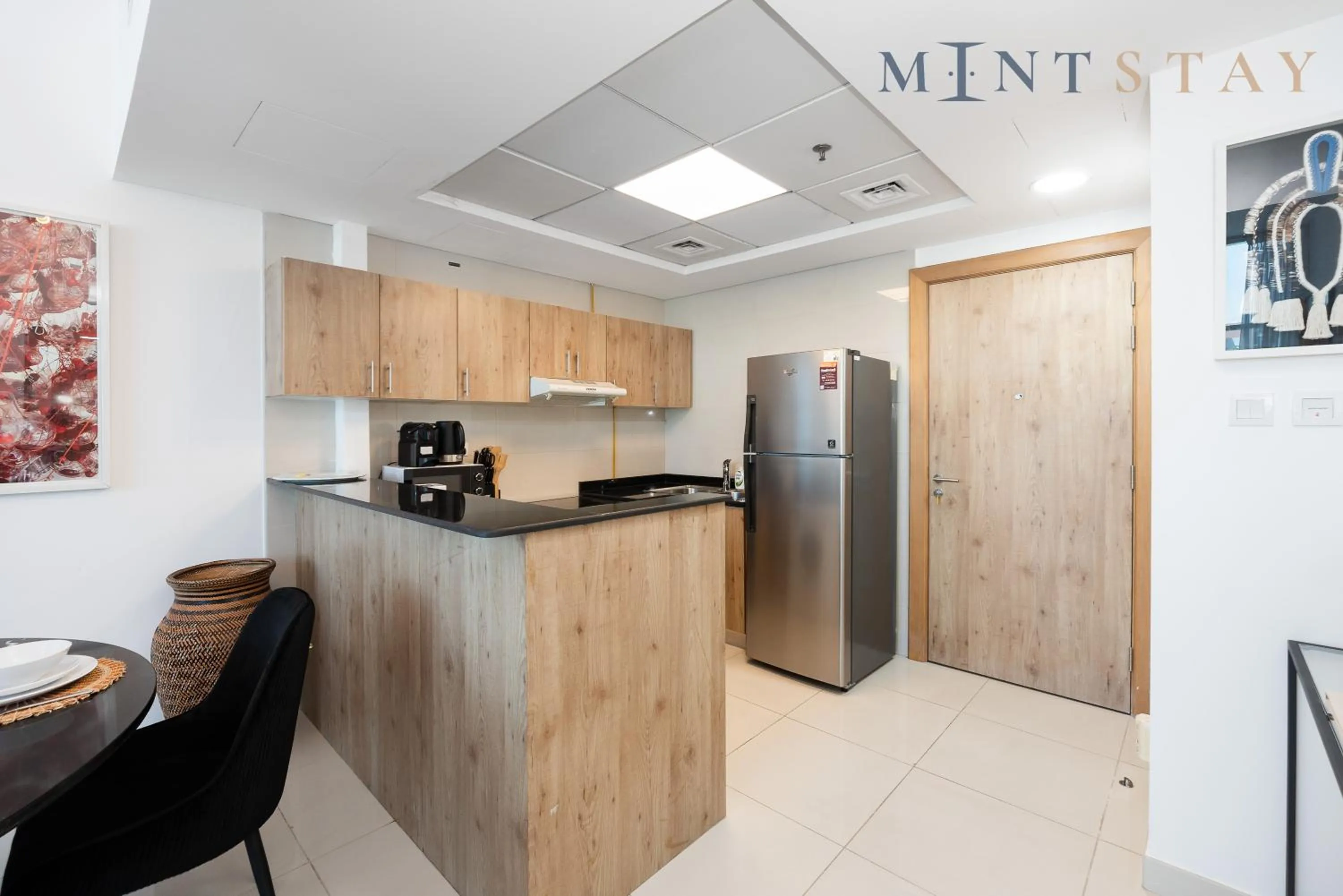 Continental Tower, Dubai Marina - Mint Stay