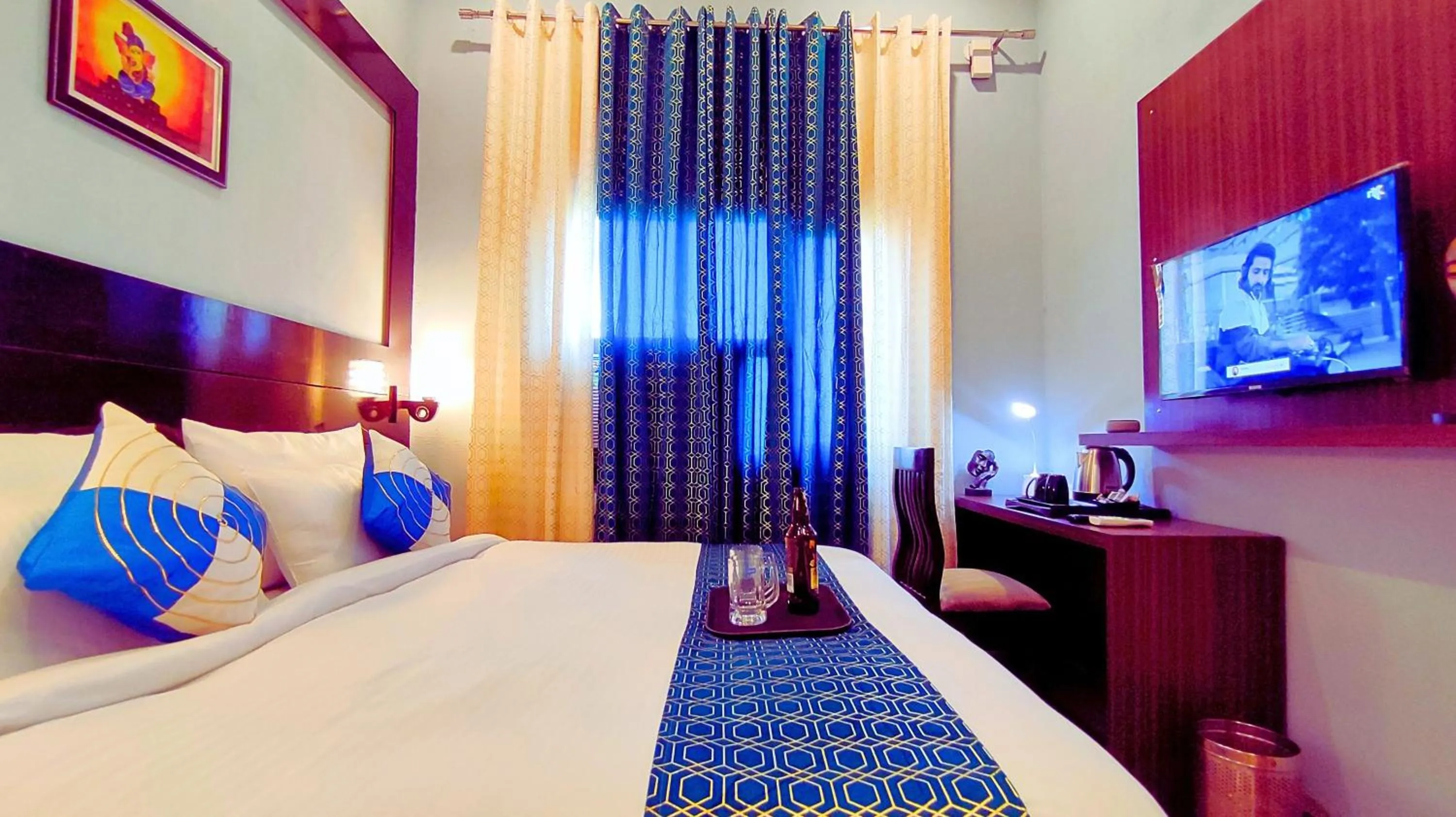 Photo of the whole room, Bed in The MadhuNandan - A Luxury Homestay