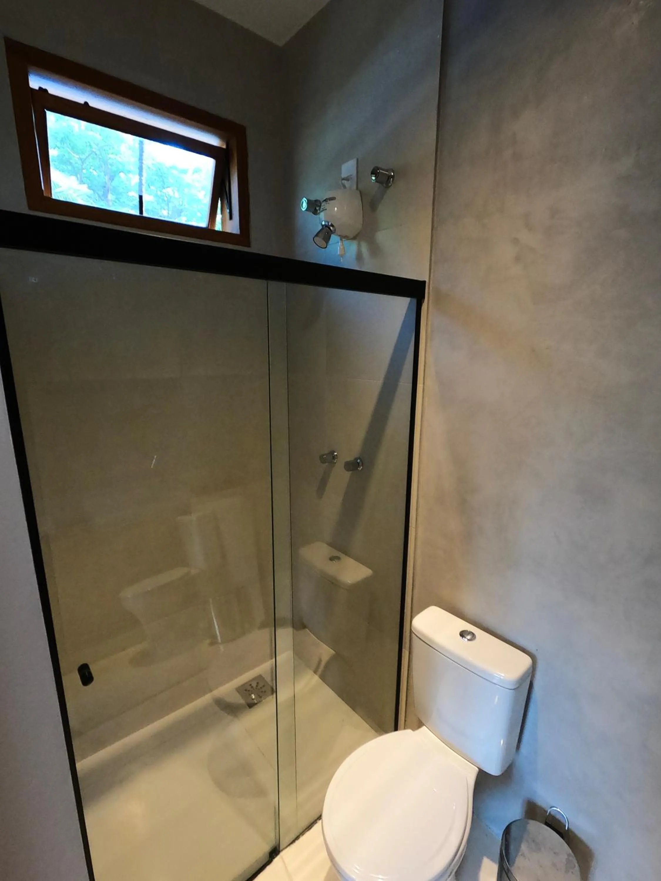 Shower in Pousada Manacá Exclusive Suítes