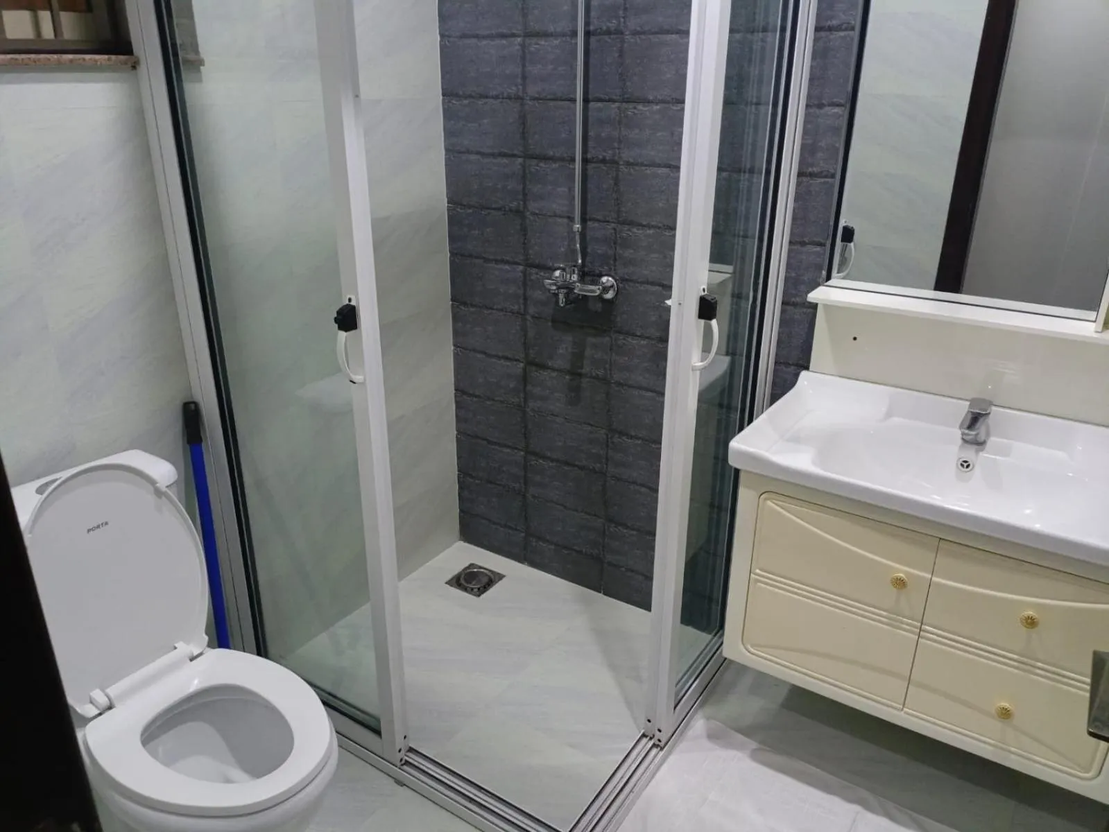 Shower in Gulberg Suites