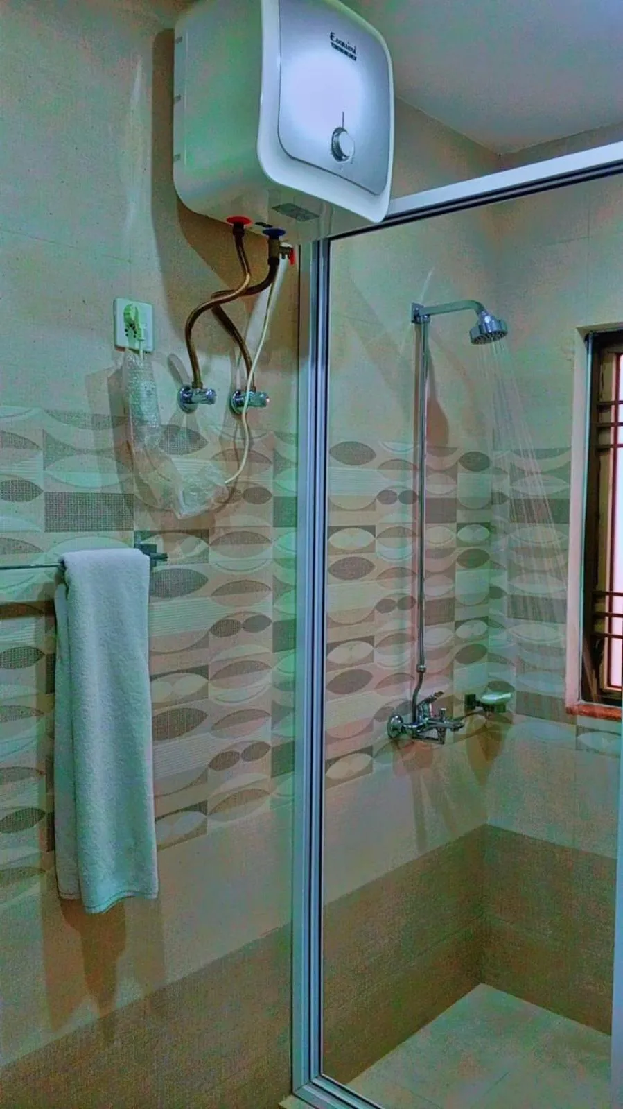 Shower in Gulberg Suites