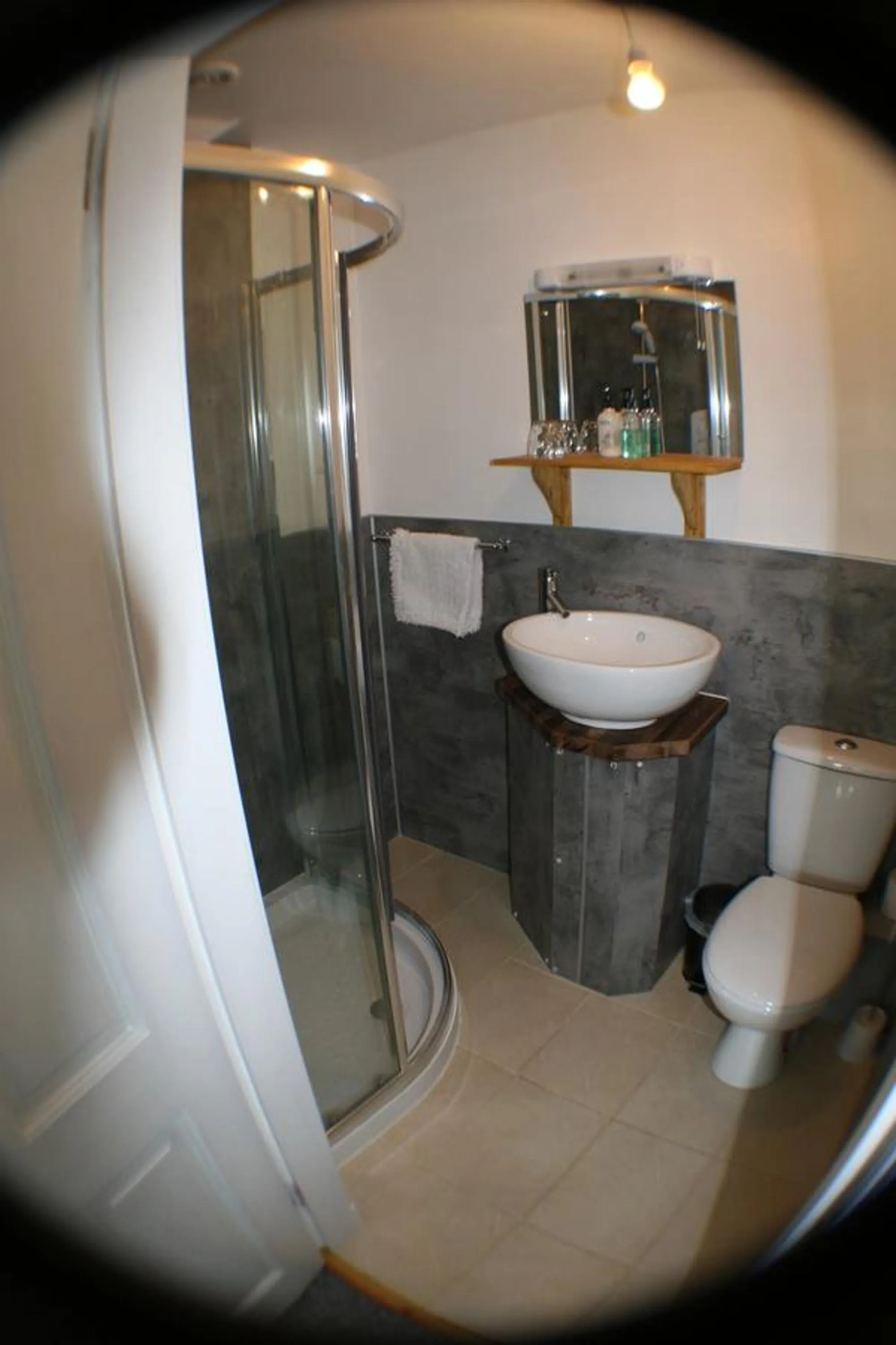 Bathroom in The Whitehouse