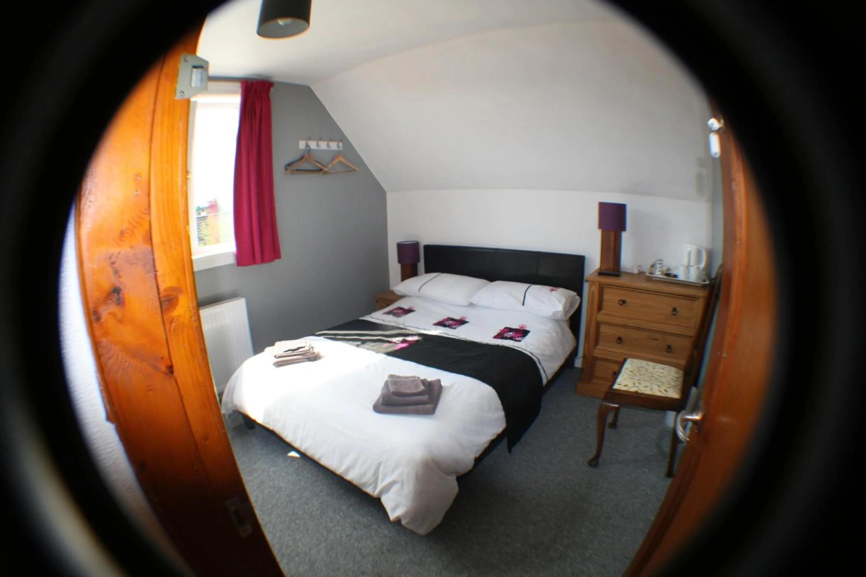 Bedroom, Bed in The Whitehouse