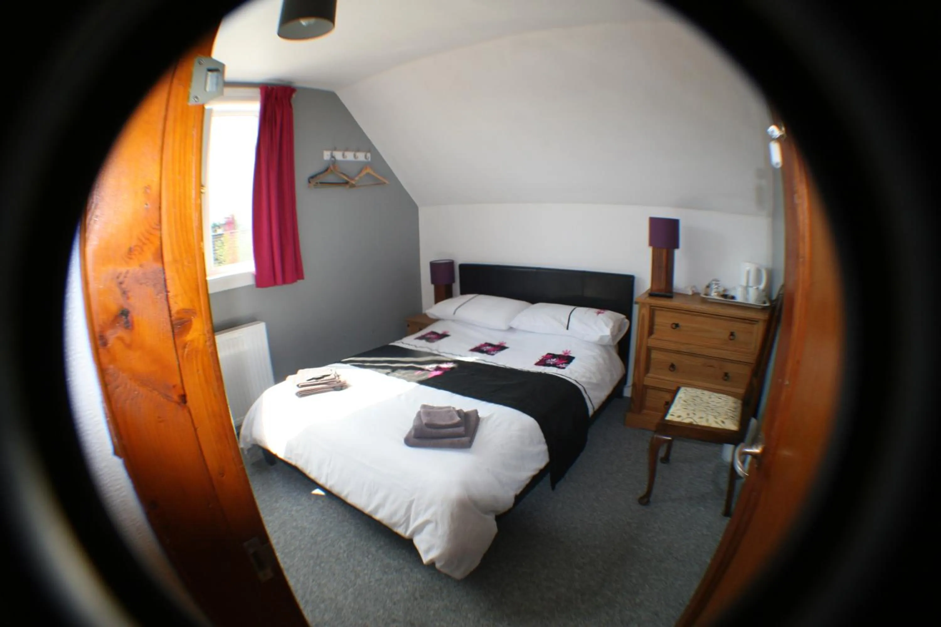 Bedroom, Bed in The Whitehouse