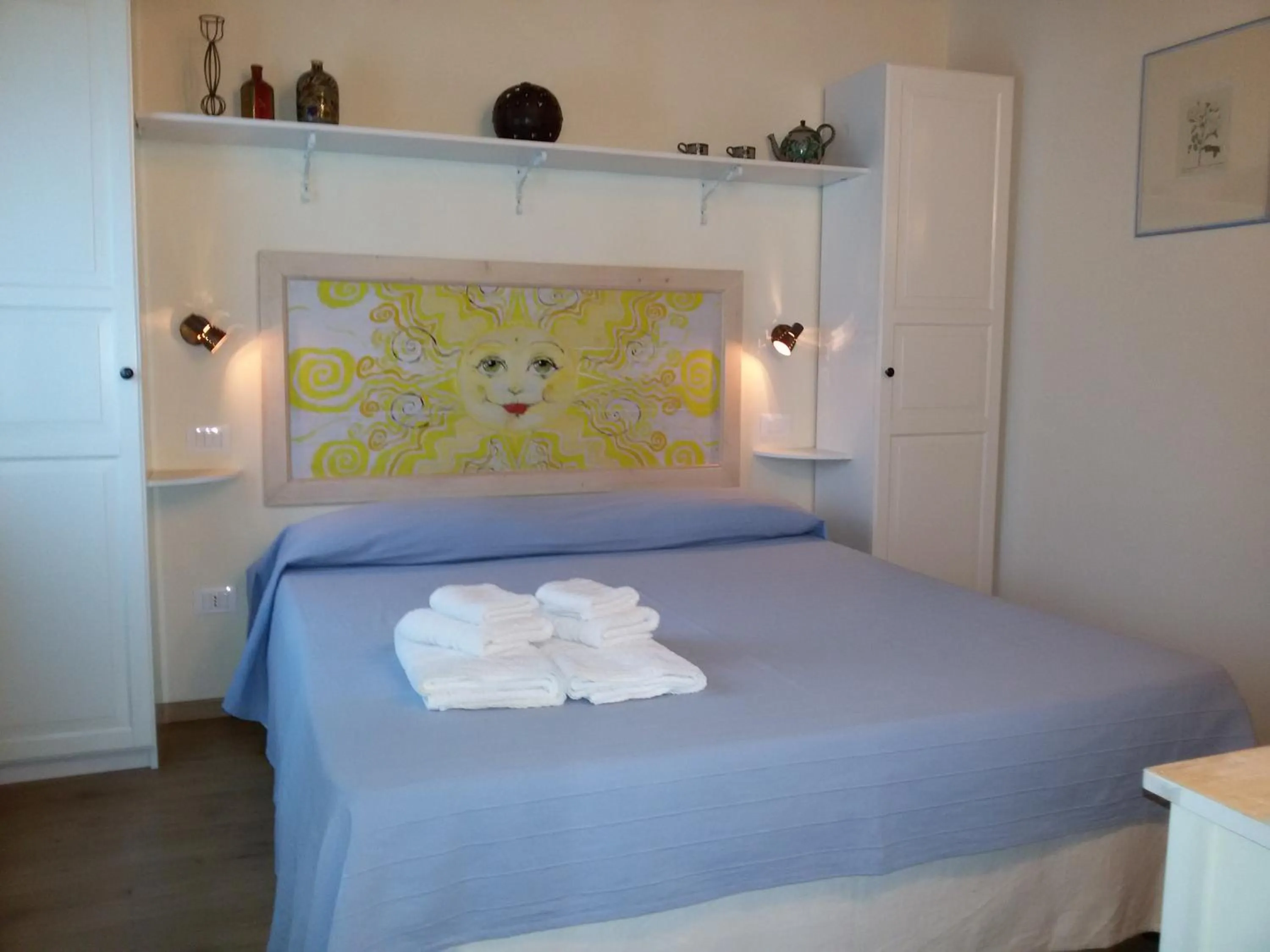 Photo of the whole room, Bed in Podere Pontepietra