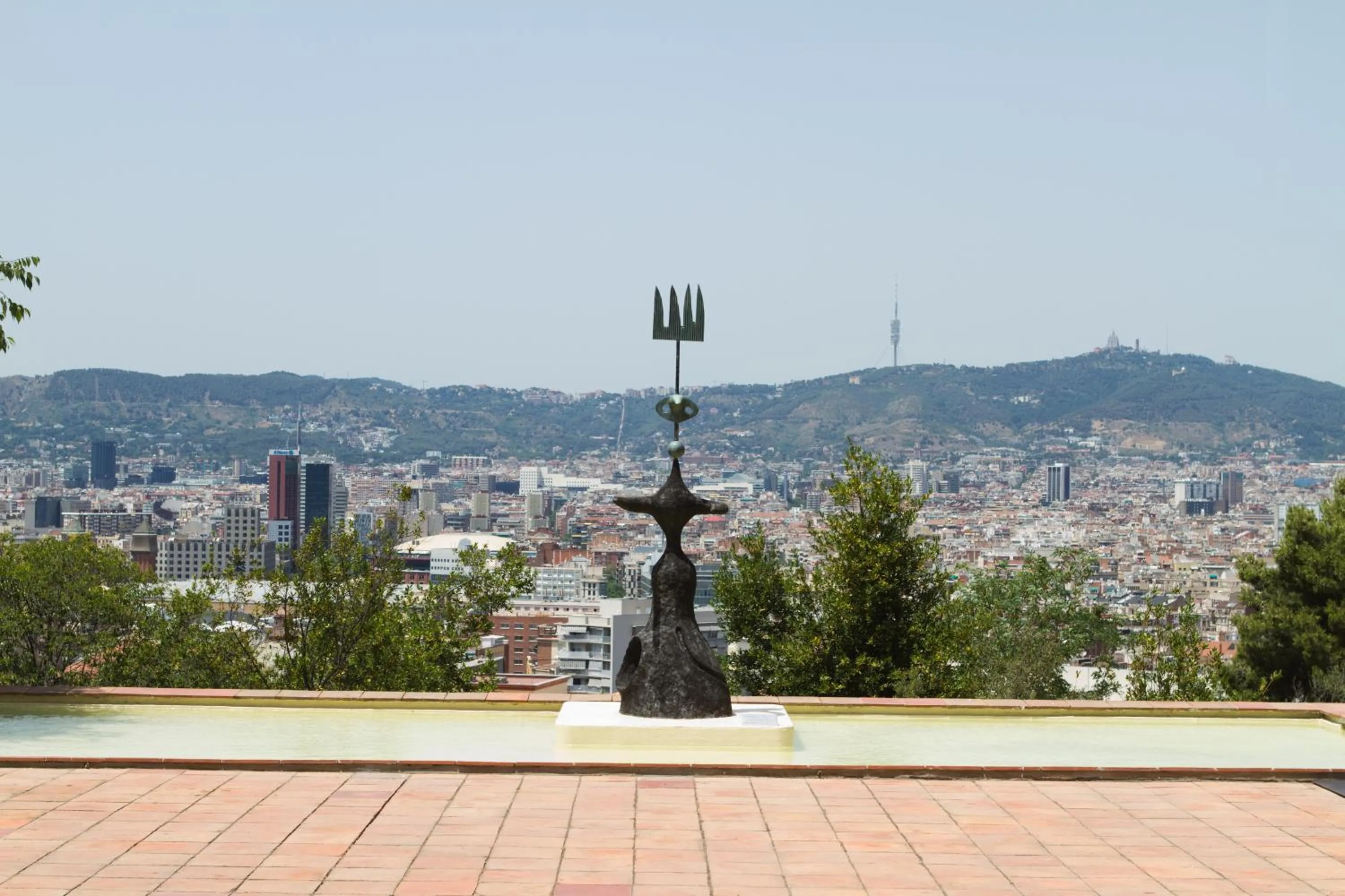 Day in Habitat Apartments ADN