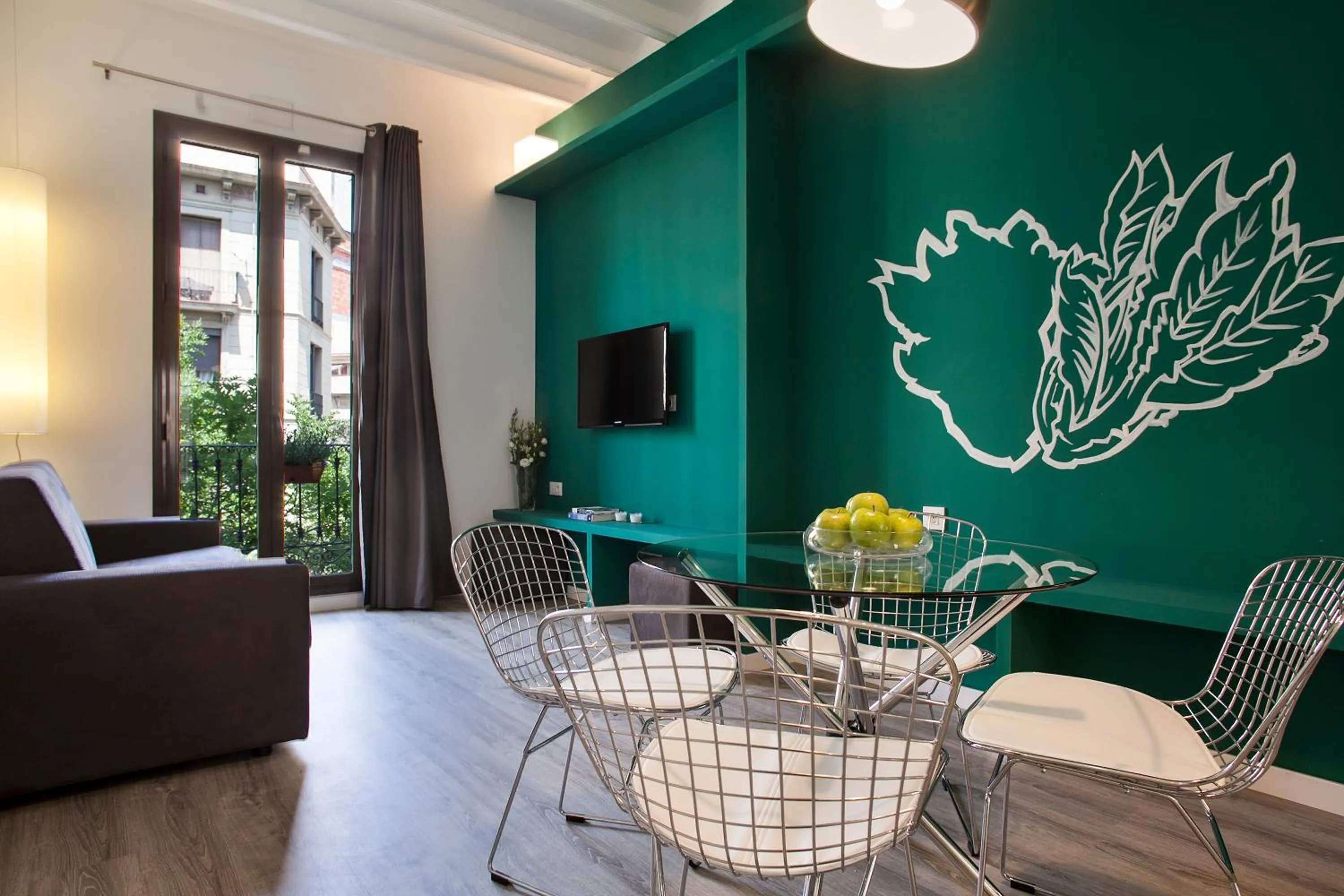 Dining area in Habitat Apartments ADN