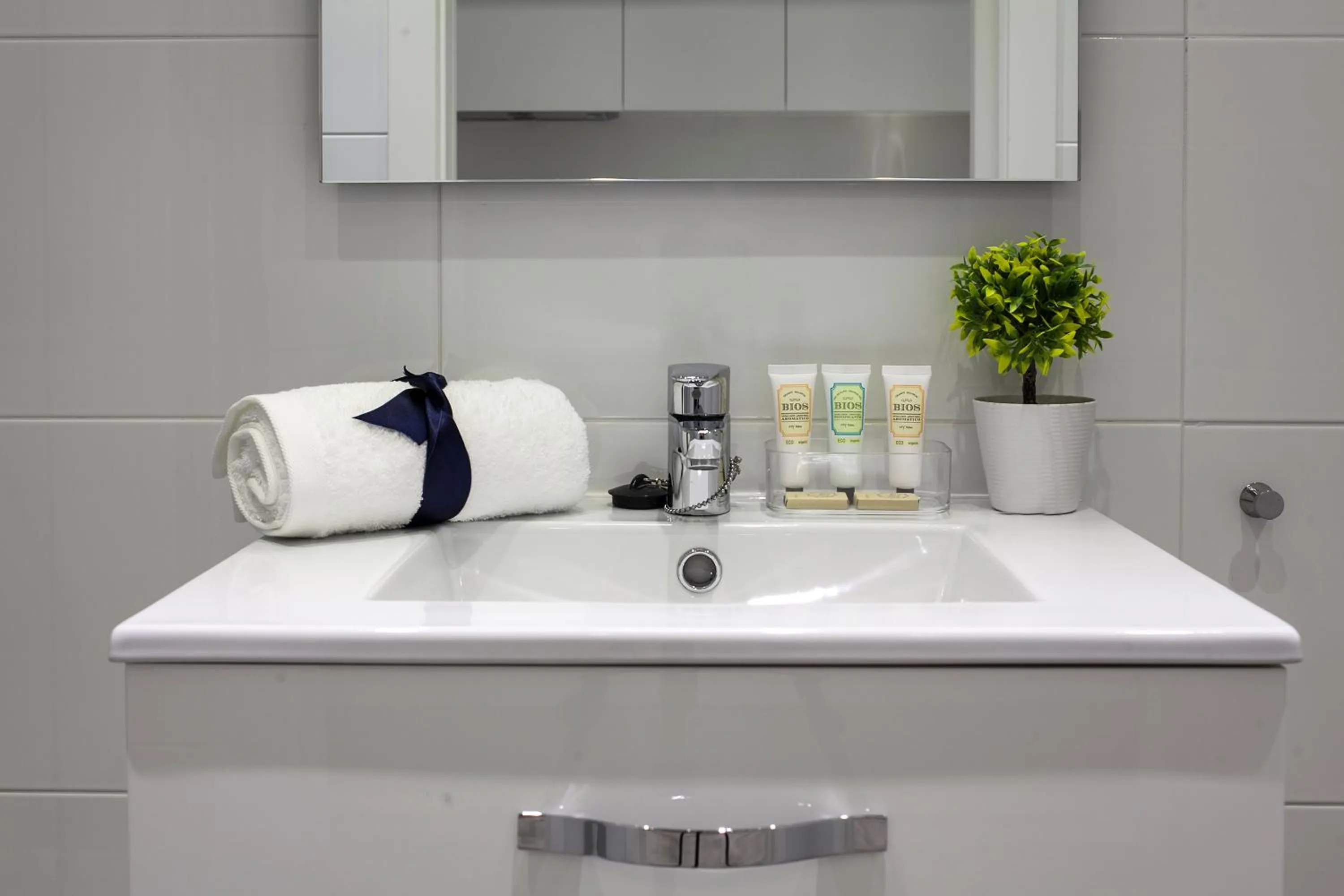 Bathroom in Habitat Apartments ADN