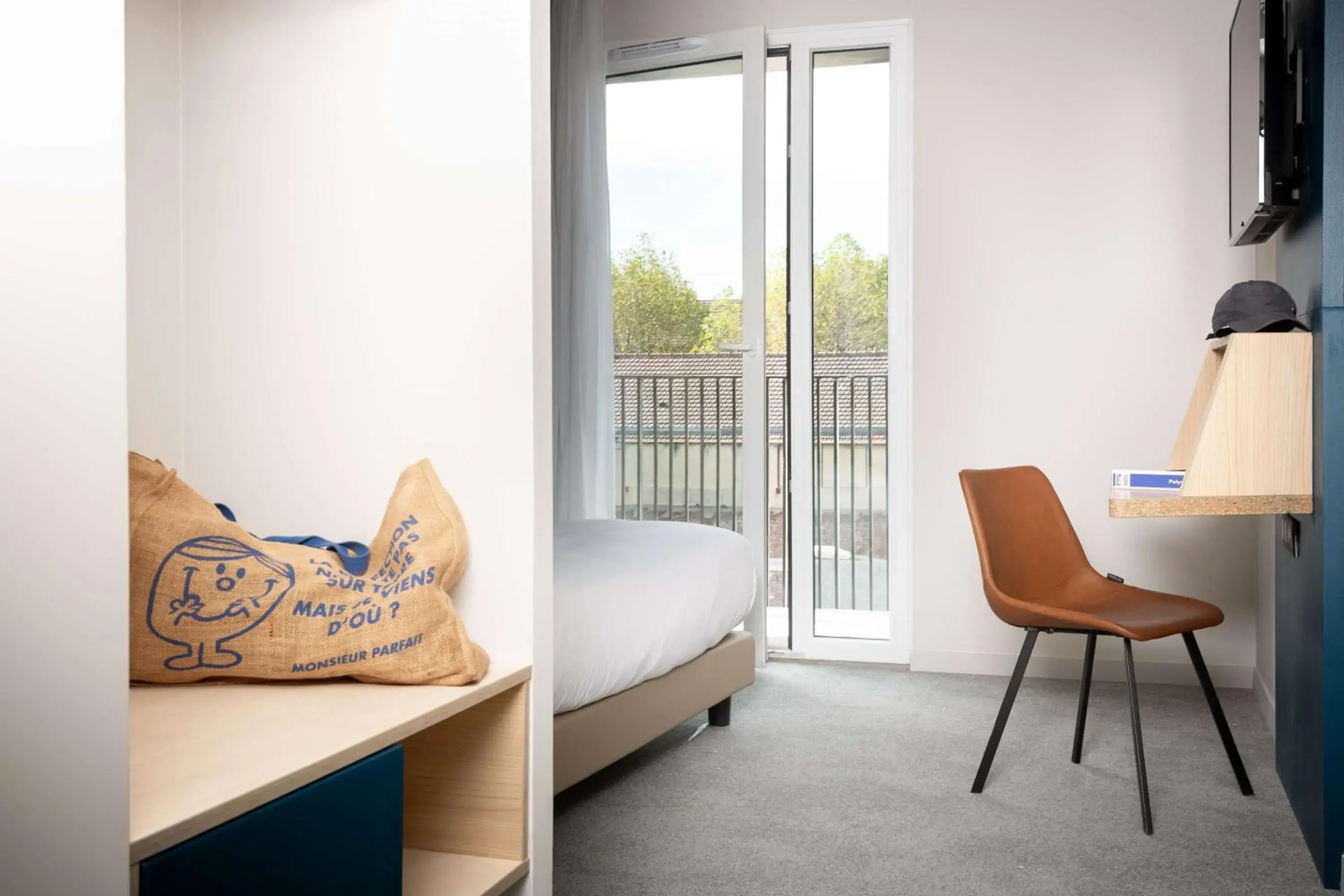 Bedroom, Bed in Best Western 11BAUER Paris Saint-Ouen Bedroom, Bed in Best Western 11BAUER Paris Saint-Ouen