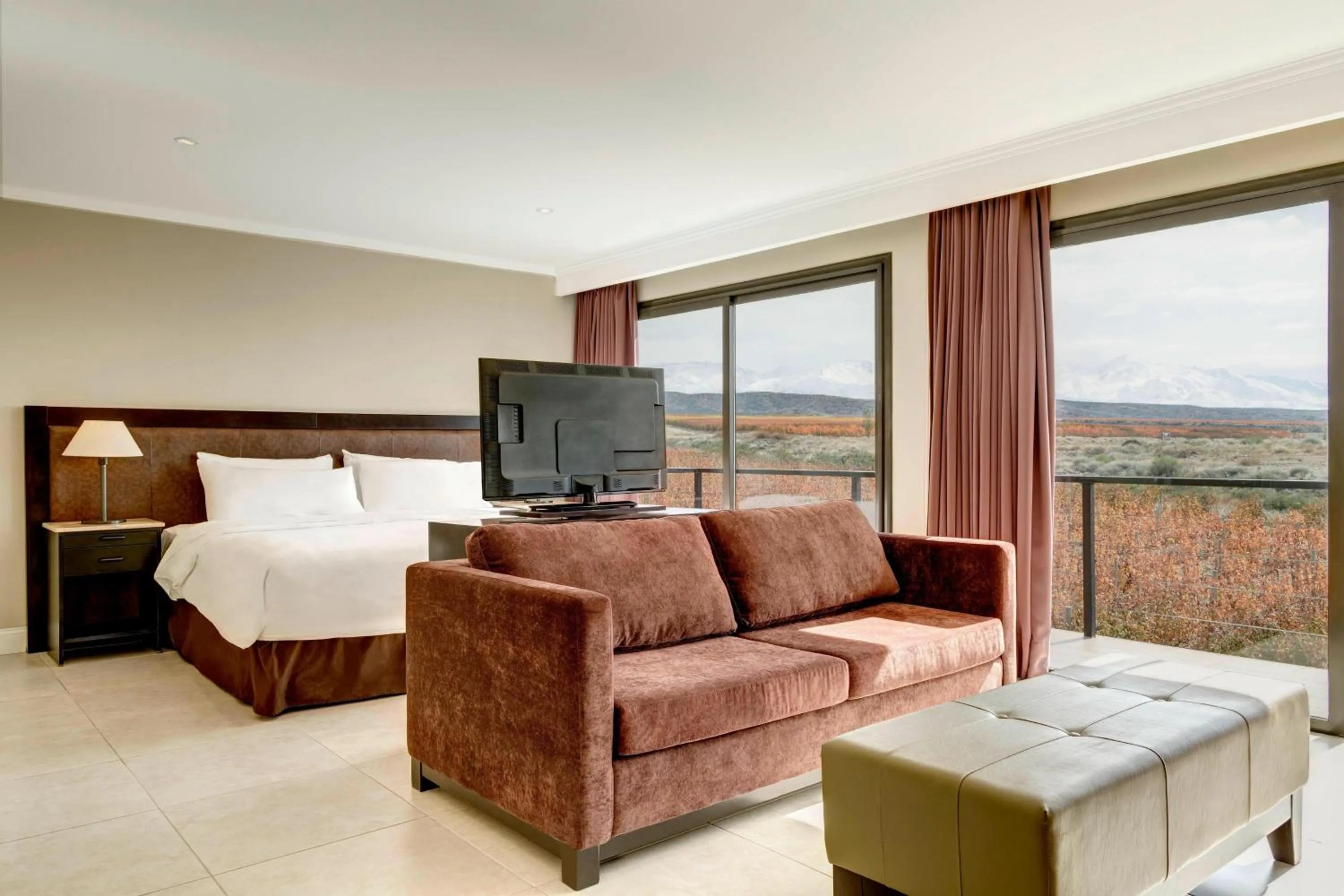 Photo of the whole room, Bed in Auberge Du Vin, a Tribute Portfolio Hotel