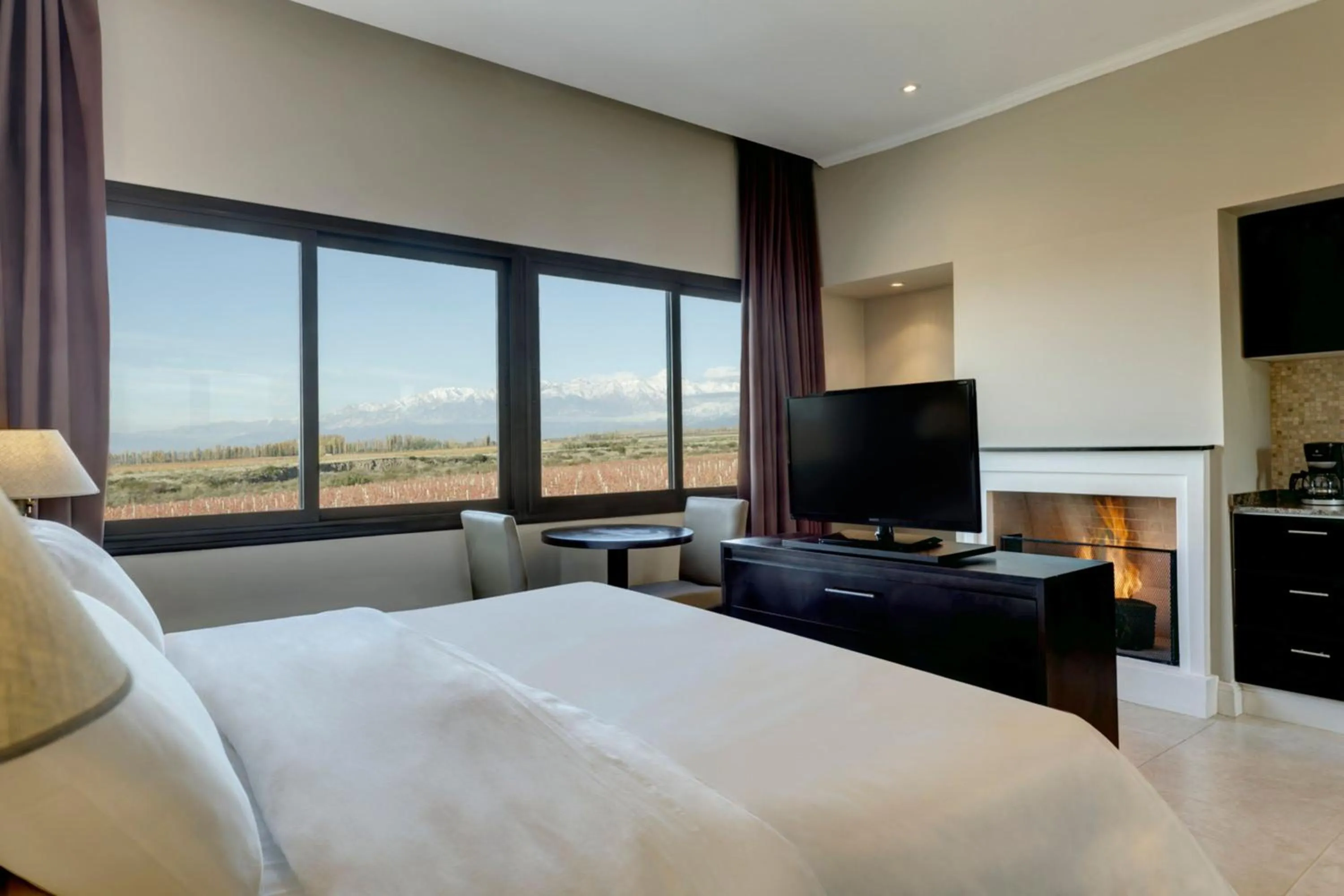 Photo of the whole room, Bed in Auberge Du Vin, a Tribute Portfolio Hotel