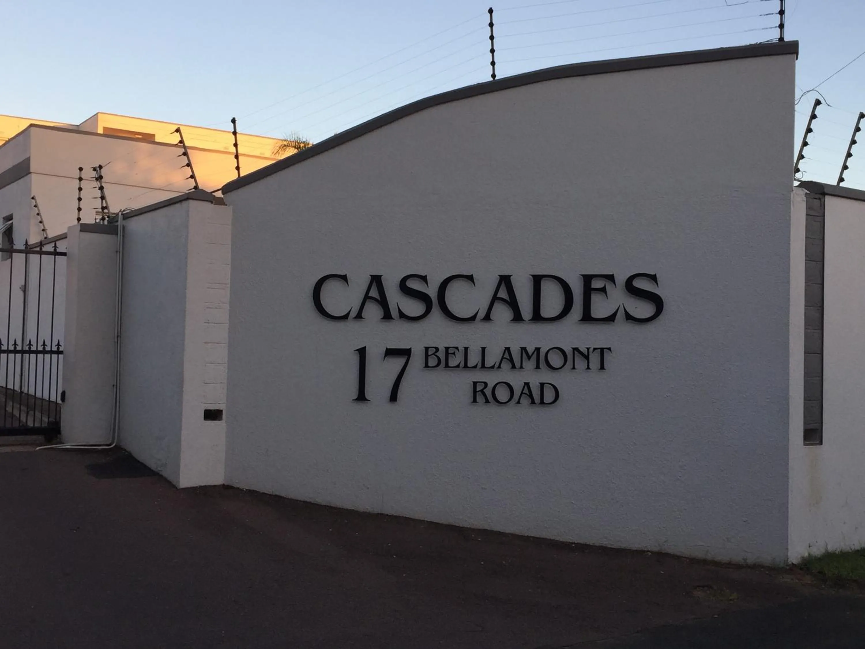 Facade/entrance in Sands Beach Breaks Umdloti Beach View