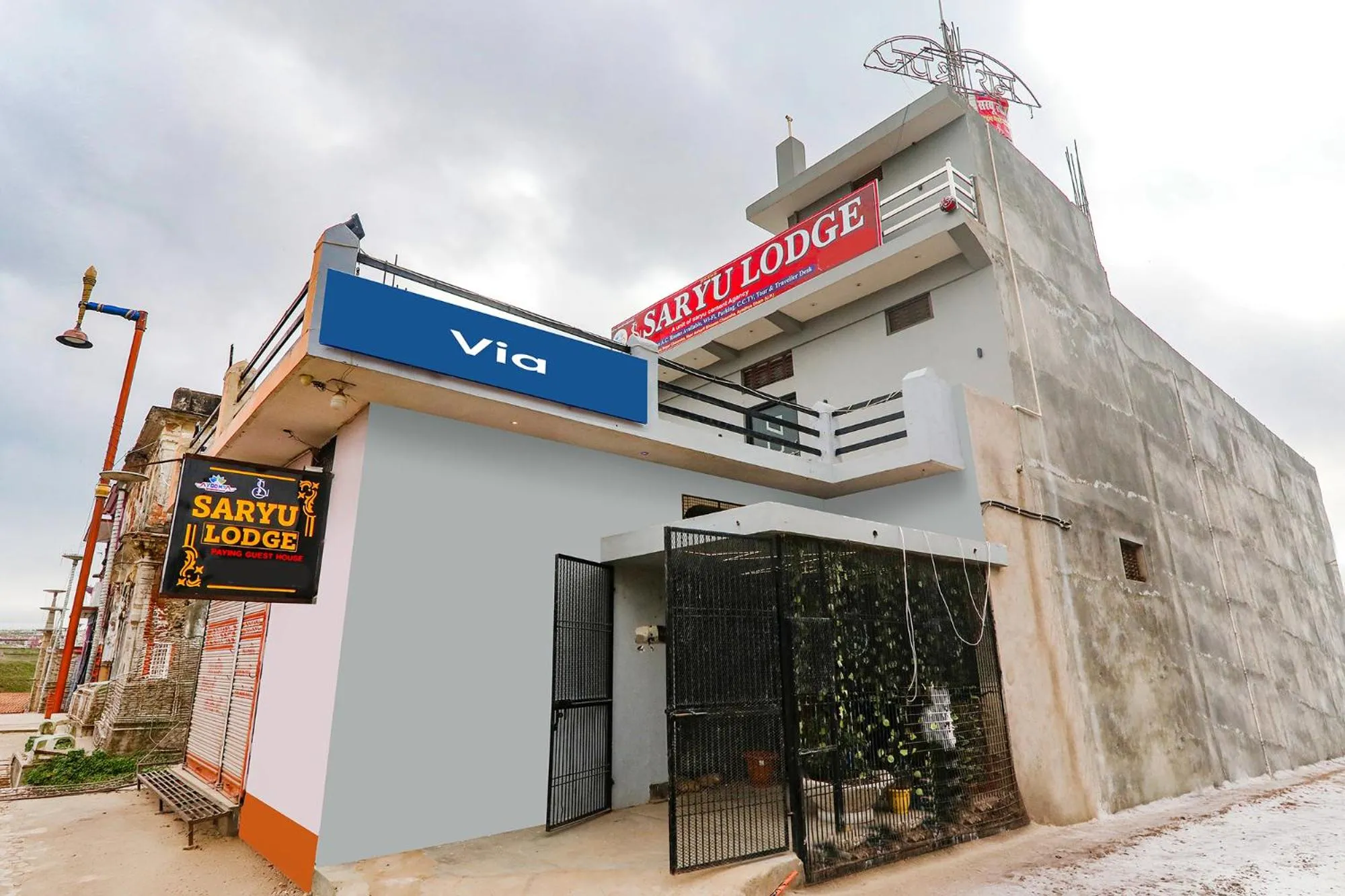 Property building in Via Saryu
